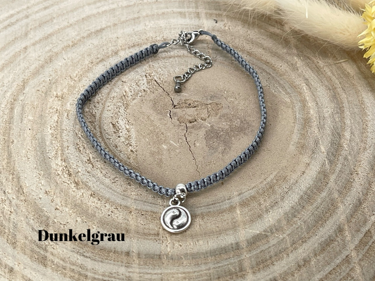 Makramee Schmuck Fusskettchen Fussbändchen "Yin Yang" Silberfarben