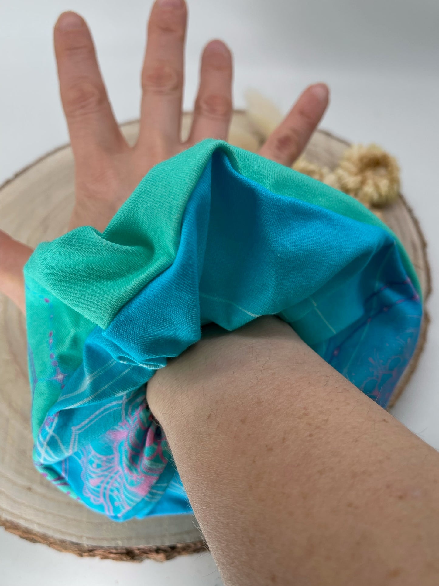 Scrunchie Haargummi blau mint mix mit Mandala