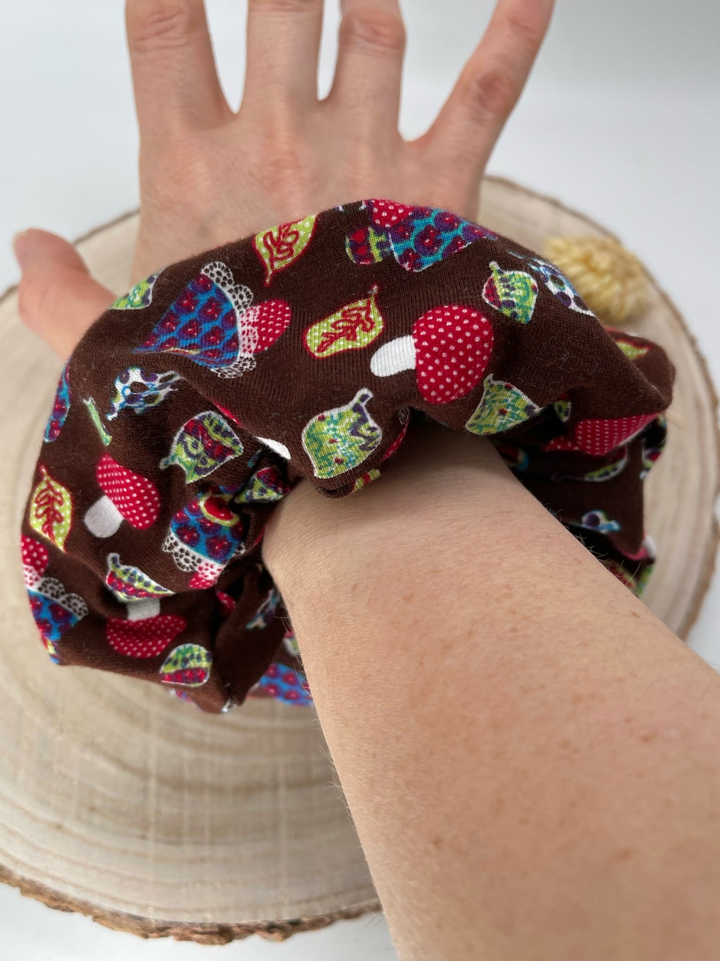 Jersey Scrunchie Haargummi Pilze braun