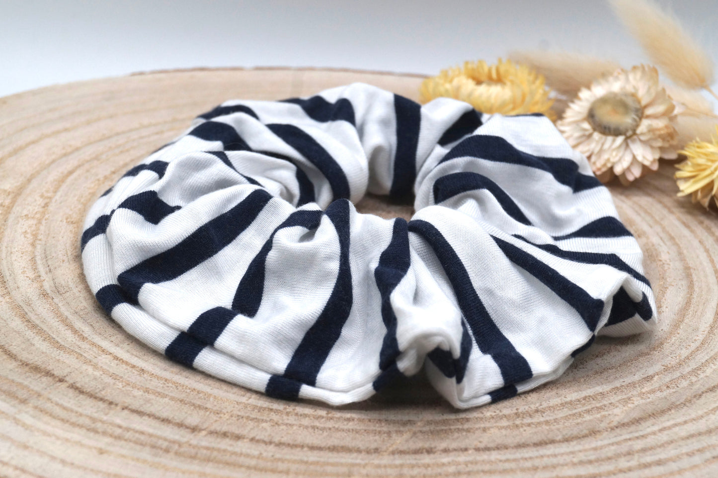 Scrunchie Haargummi elastisches Haarband Haarschmuck Streifen weiß blau für feines oder dickes Haar