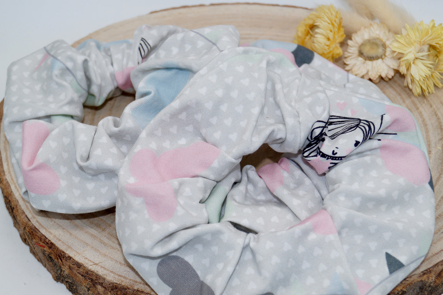 Jersey Scrunchie Haargummi Pastell Wolken auf grau