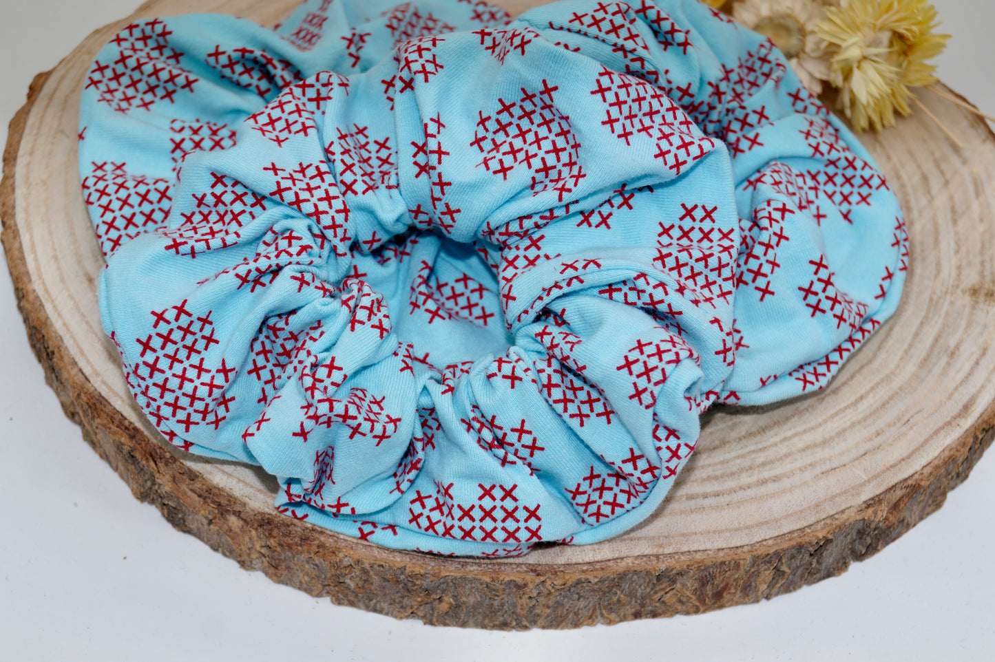 Jersey Scrunchie Haargummi Kreuzstich Herz blau