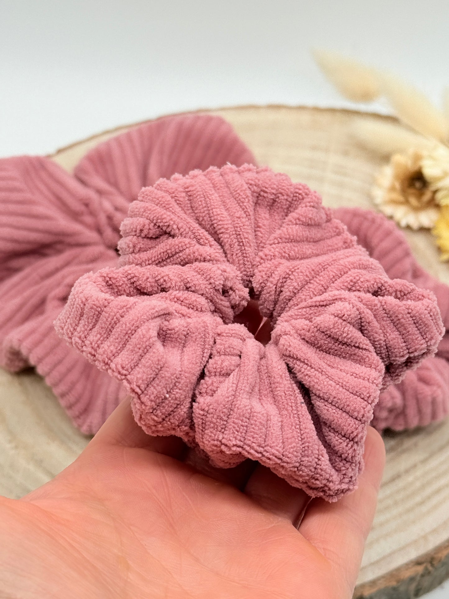Cord Scrunchie Haargummi uni pink