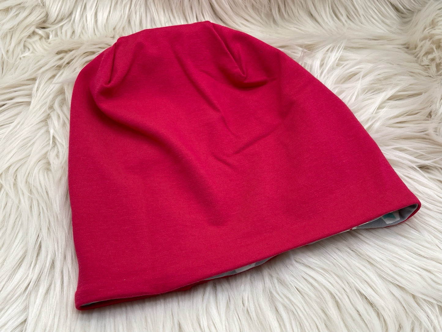 Wendebeanie bunte Sterne auf grau