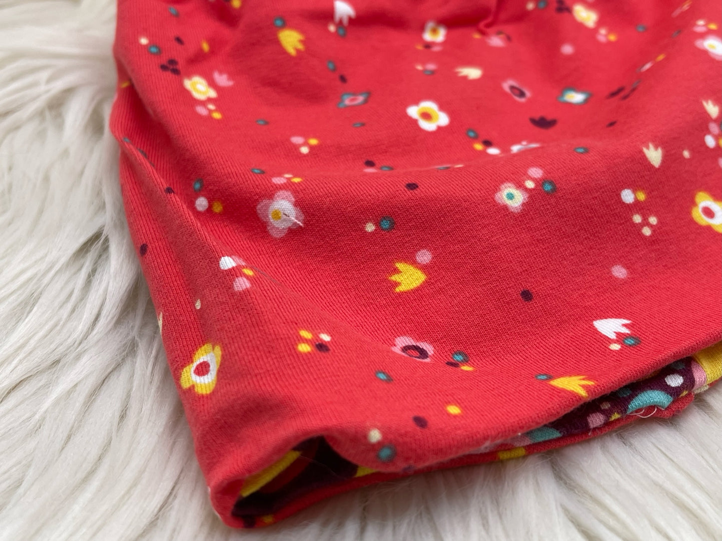 Wendebeanie bunte Blumen auf braun