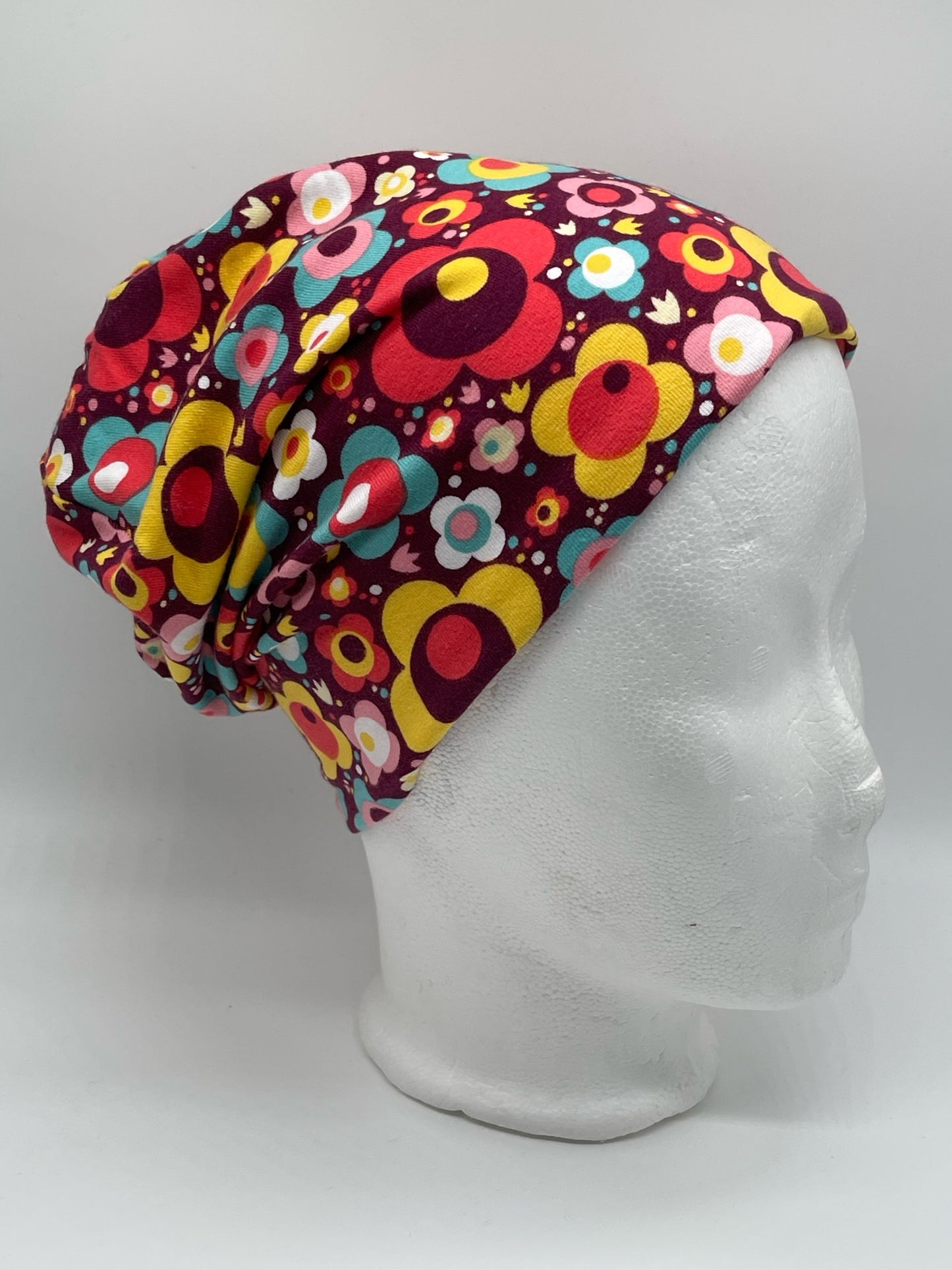 Wendebeanie bunte Blumen auf braun