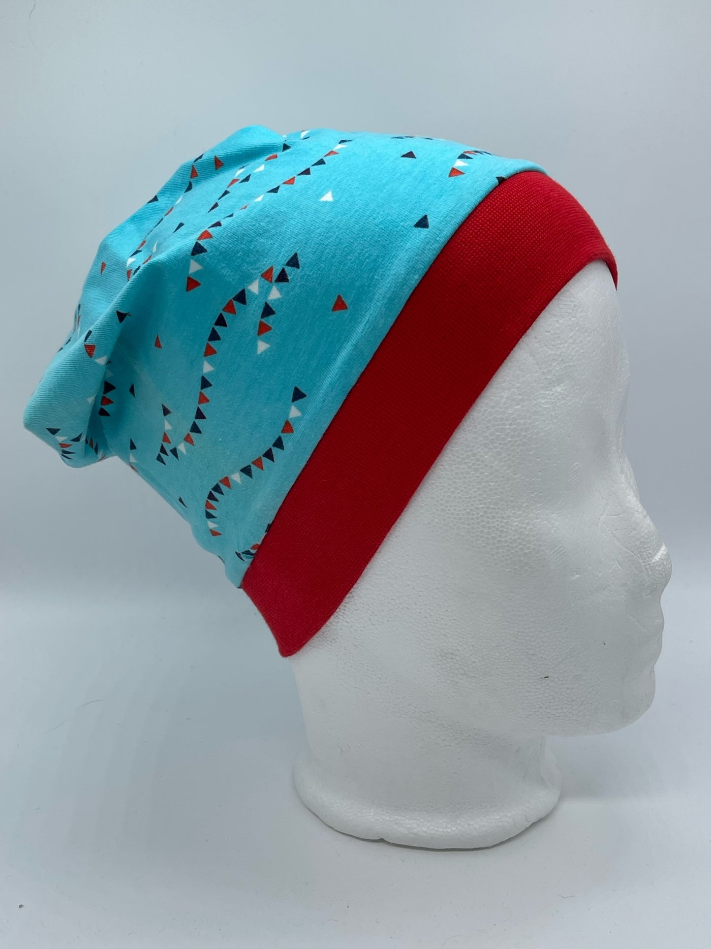 Beanie Wimpelkette blau