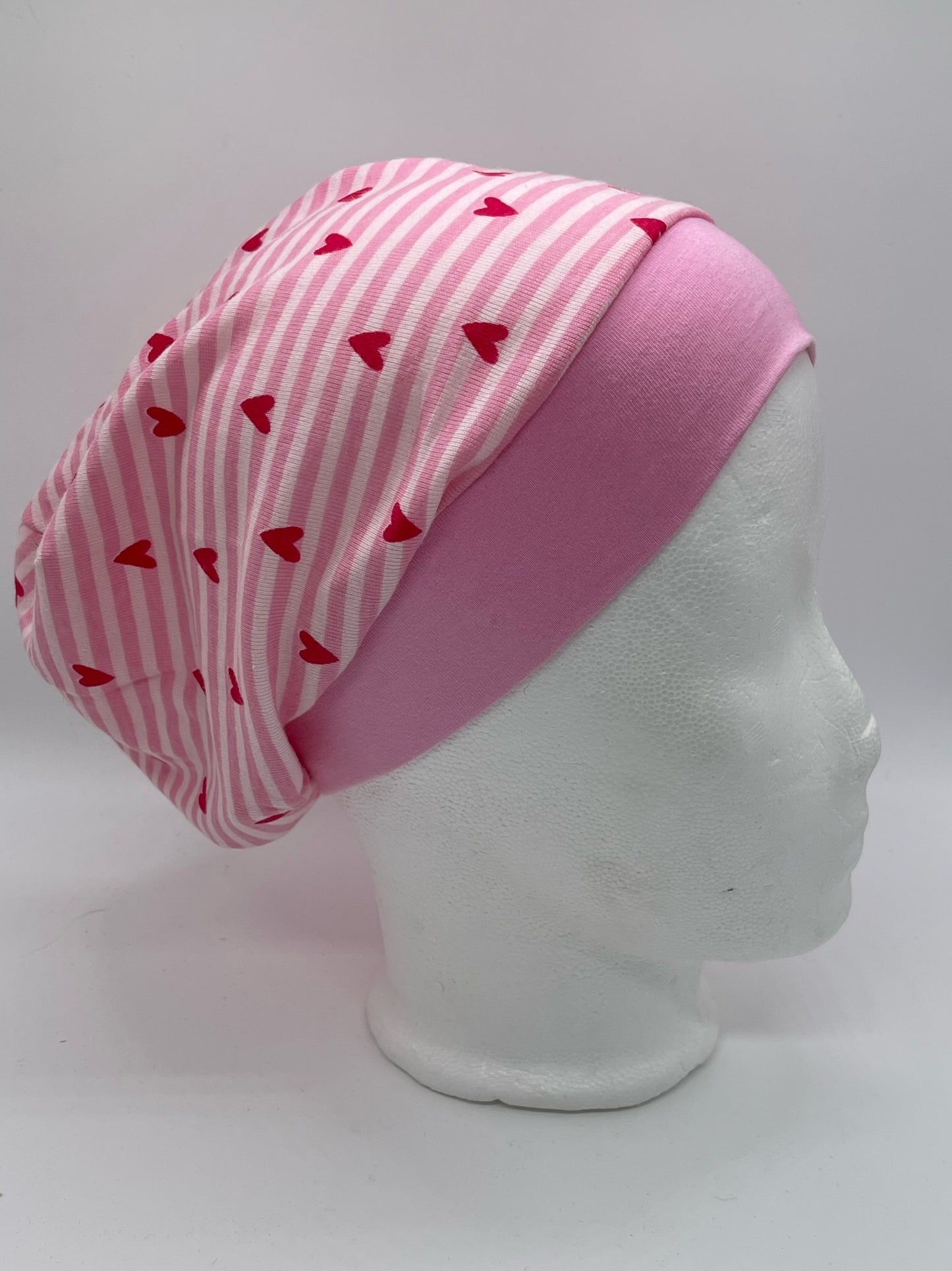 Beanie Herzen streifen rosa/weiss/rot