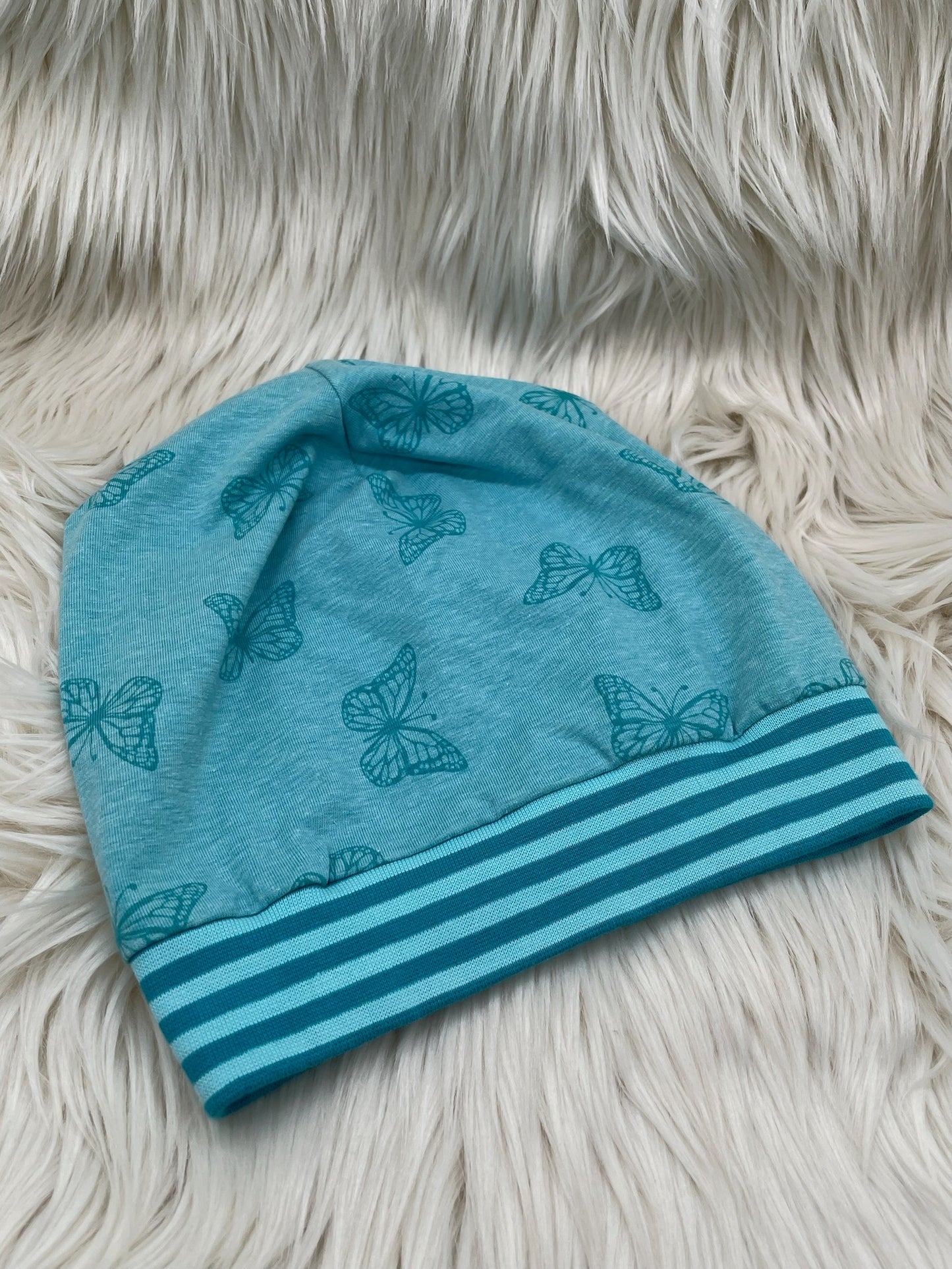 Beanie Schmetterling blau