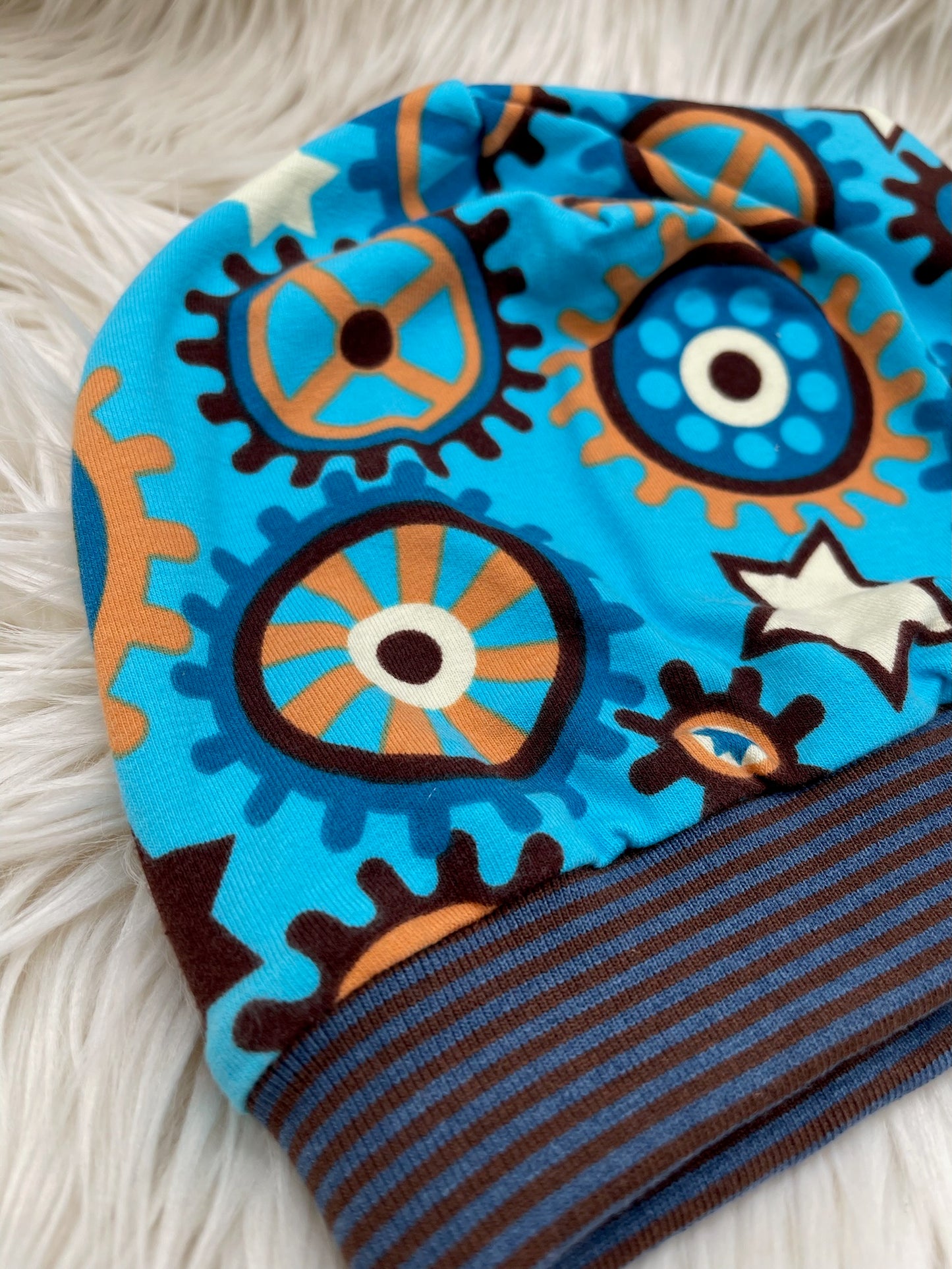 Beanie Zahnräder blau