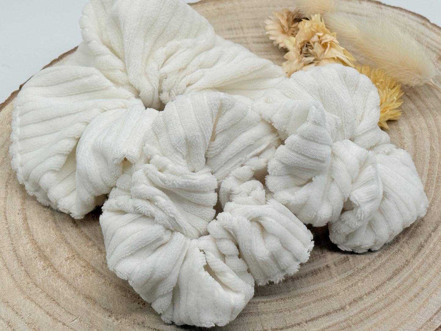 Soft Cord Scrunchie Haargummi uni weiß