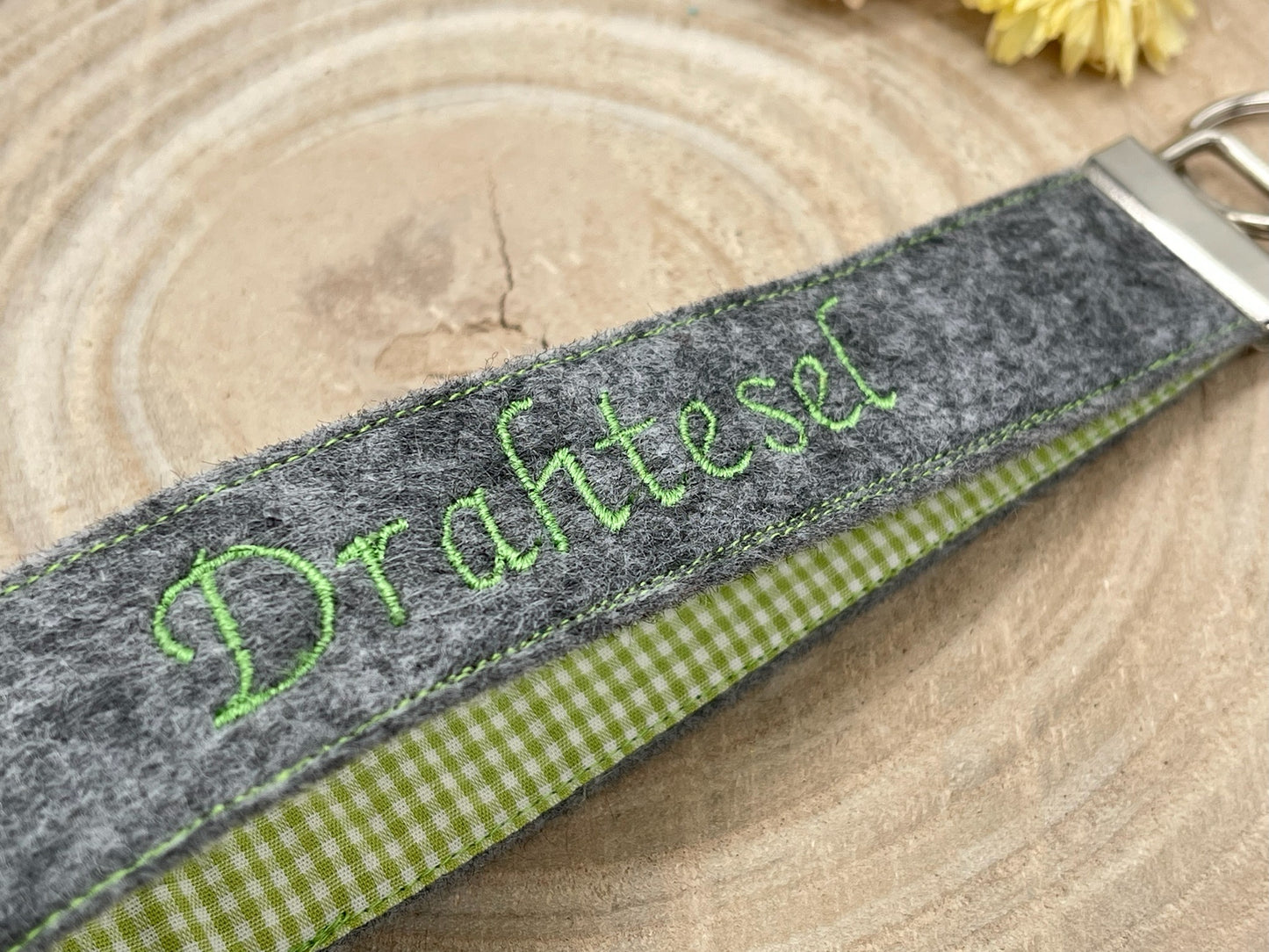 SALE Filz Schlüsselanhänger Drahtesel