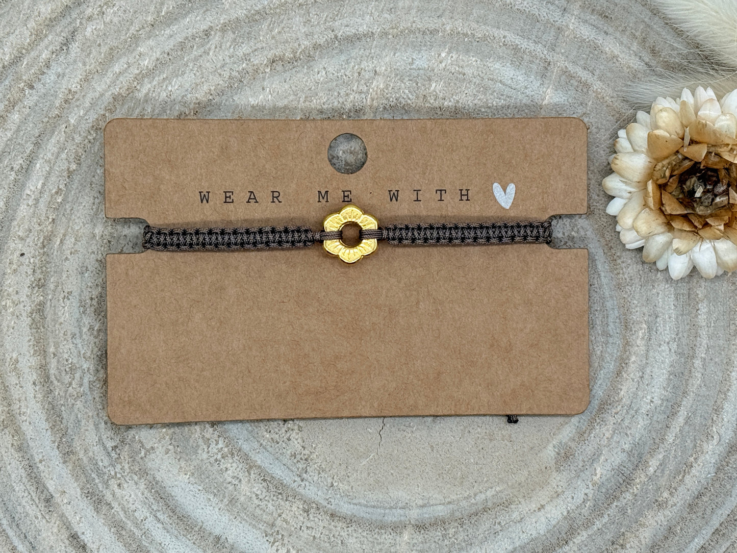 Makramee Armband Freundschaftsarmband kleine Blume Edelstahl vergoldet