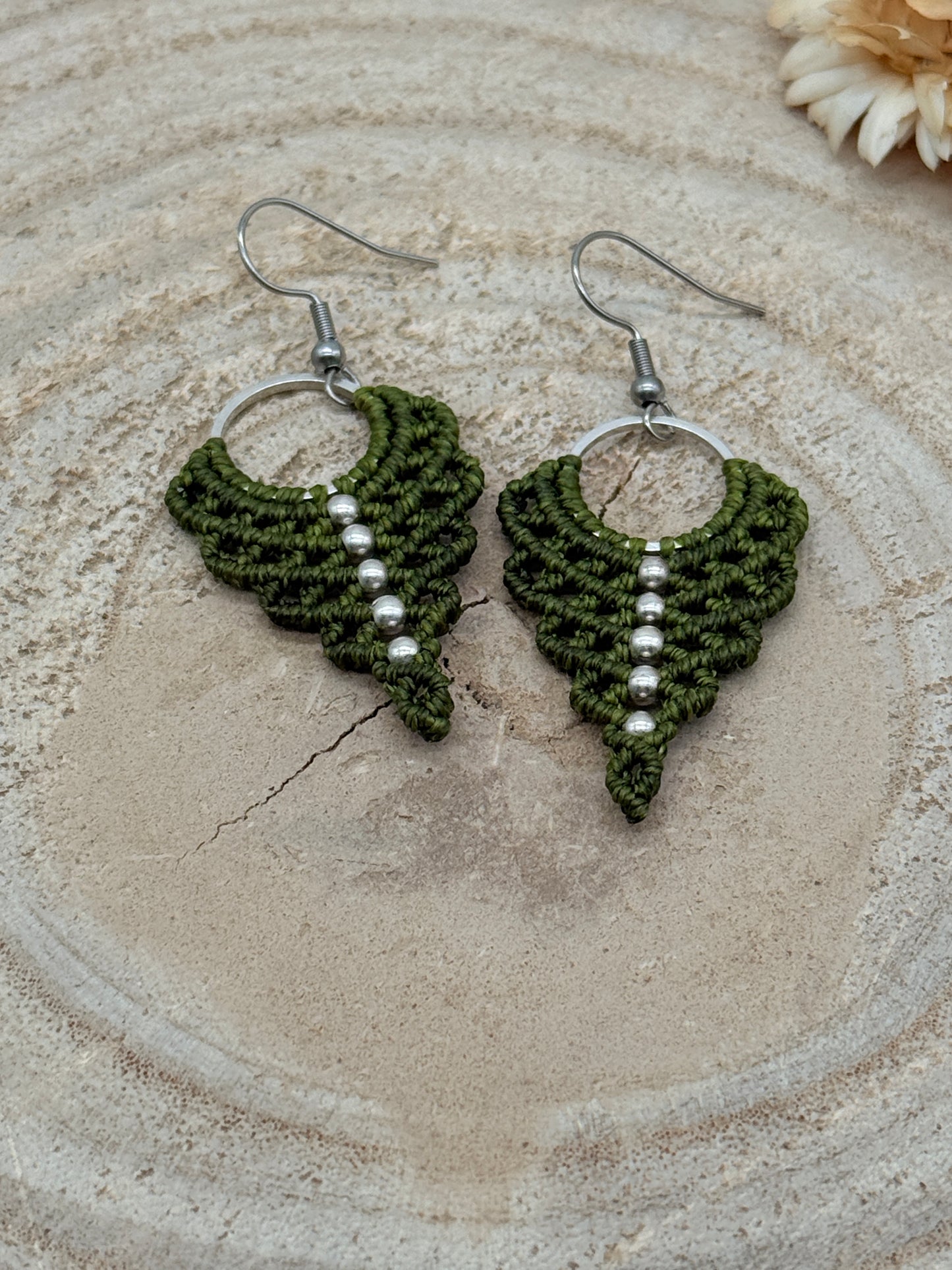 Einzigartiger Makramee Ohrhaenger Ohrring Claire II (1 Paar)