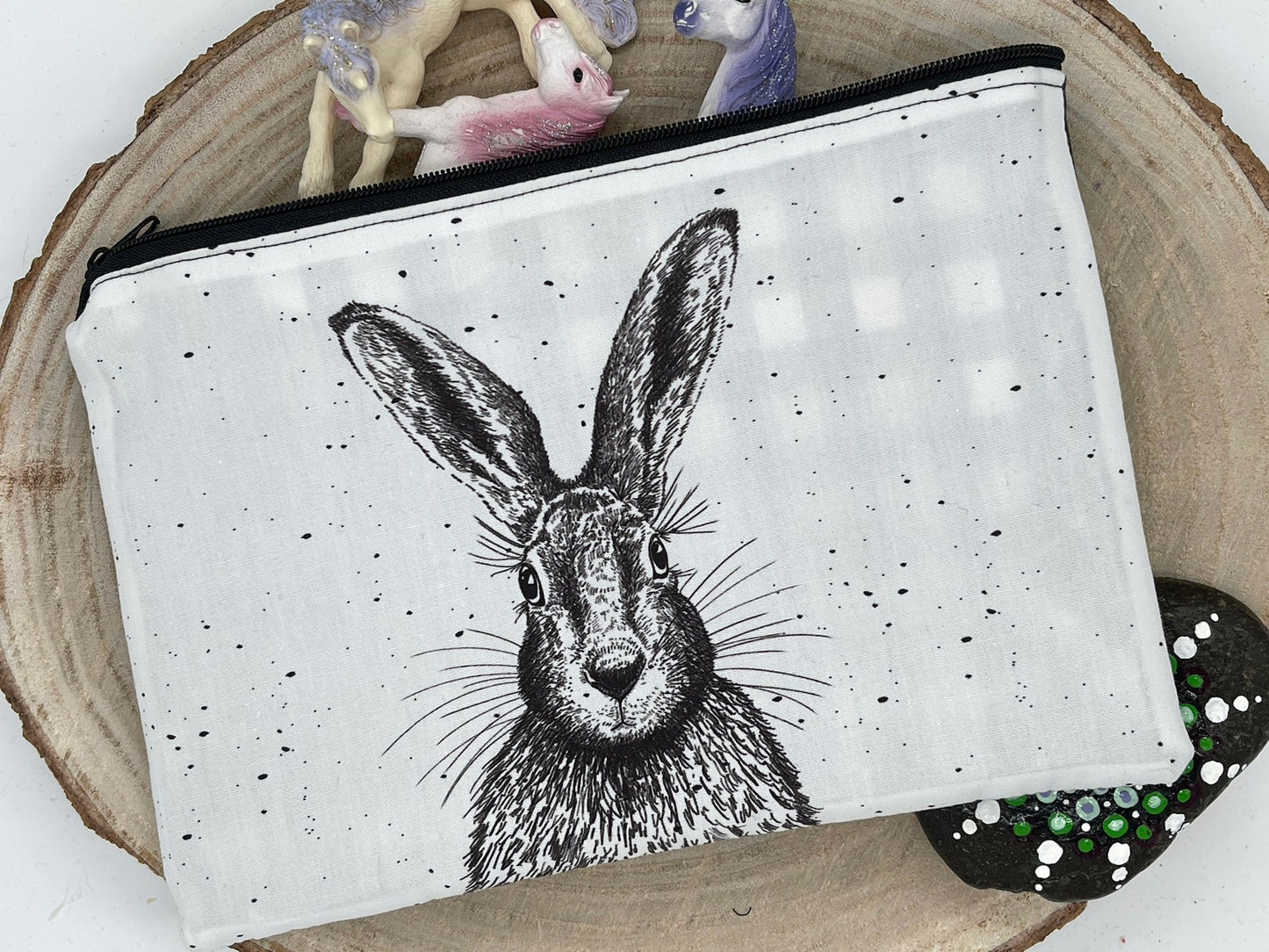 Stylische Federtasche Stifttasche Hase II weiß/schwarz
