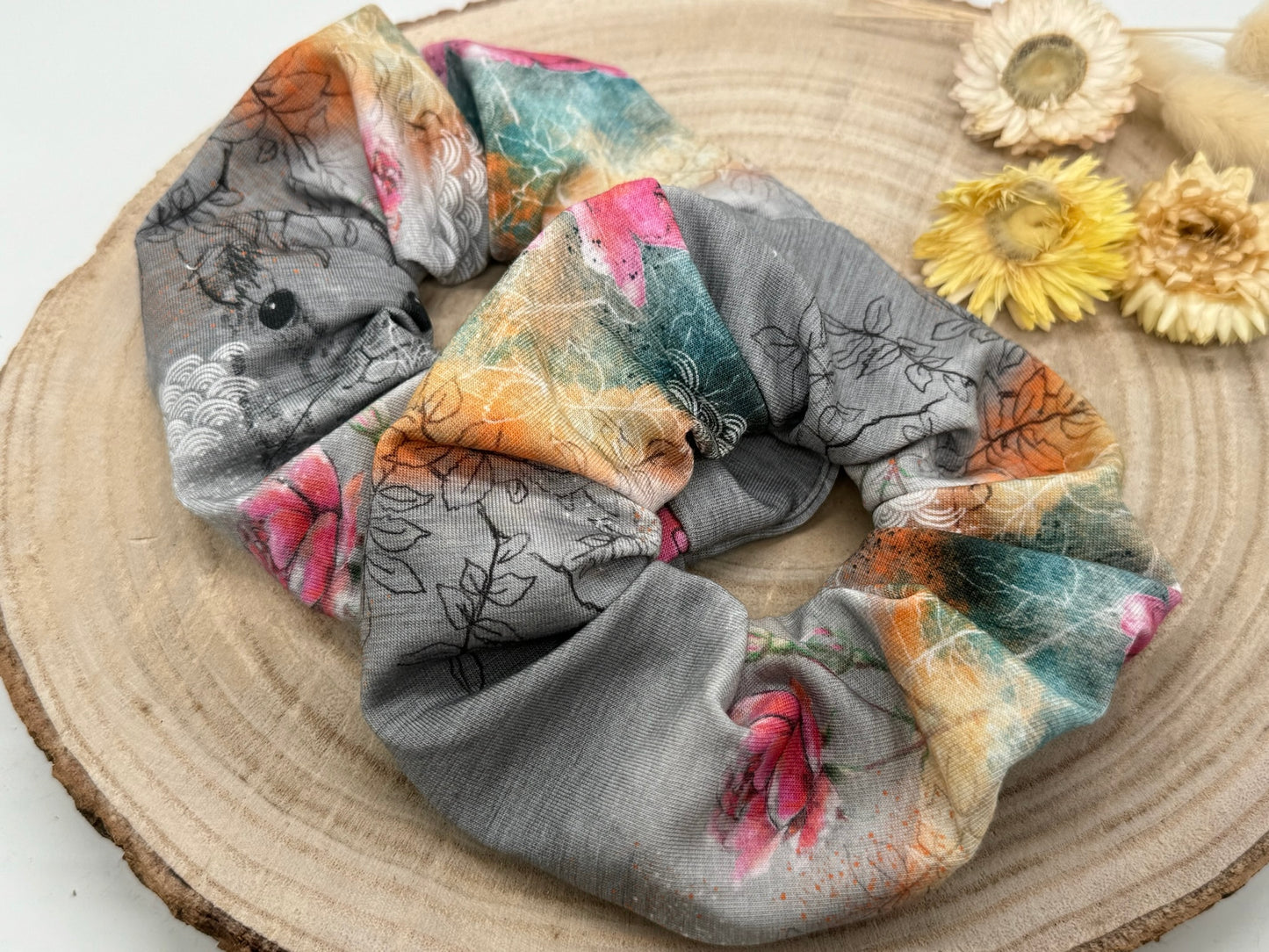 Modal Scrunchie Haargummi graue Blumenwelt