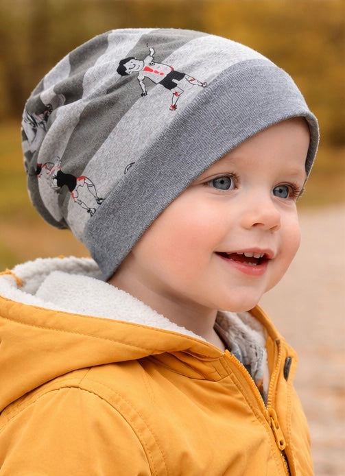 Beanie für Kinder mit Bund – grau mit Fußballspieler Motiv