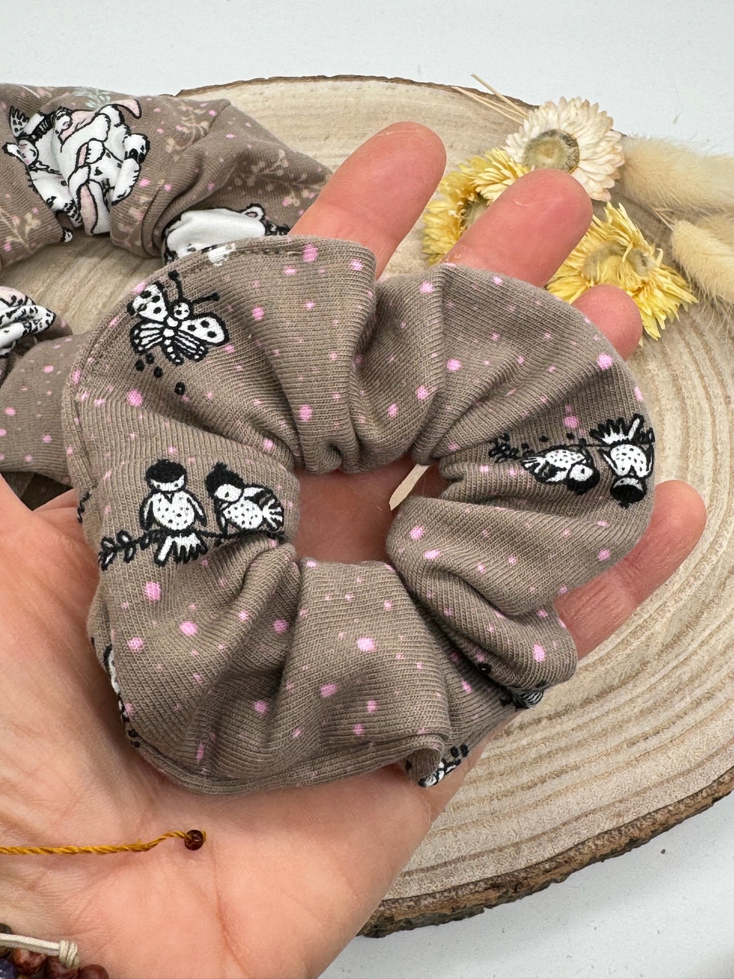 Scrunchie Haargummi elastisches Haarband für feines oder dickes Haar Bären liebe auf braun
