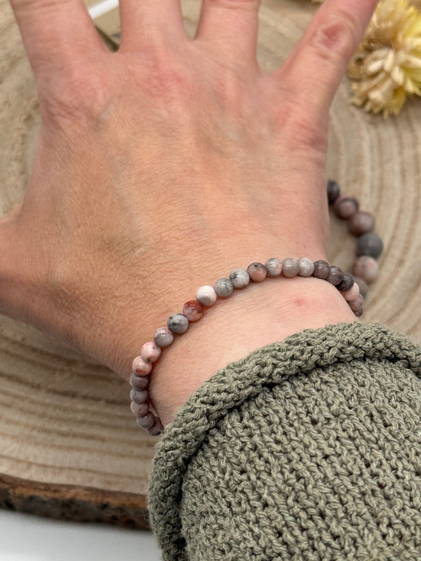 Elastisches Edelstein Armband mit Zebra Jaspis Perlen glatt