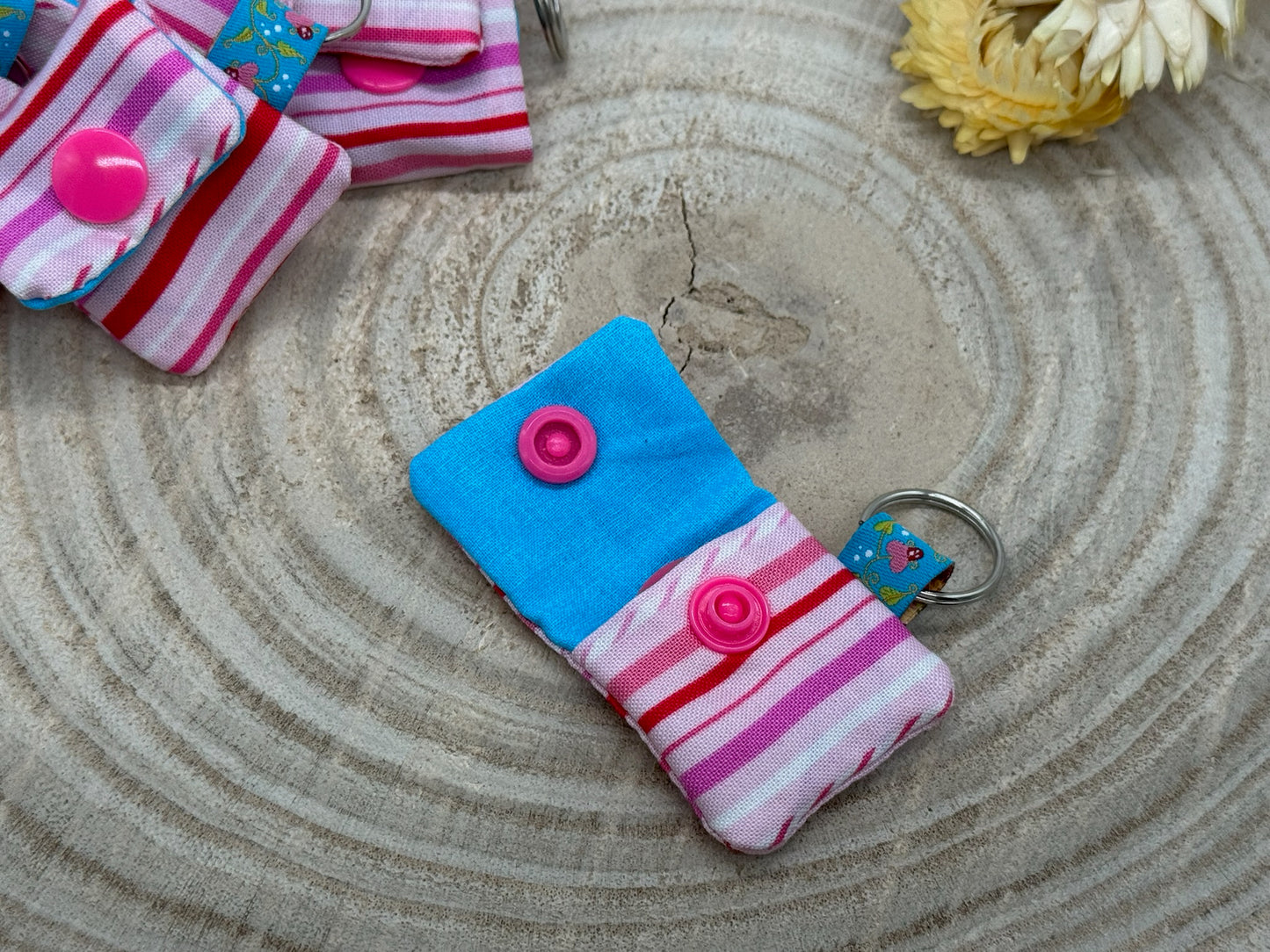 Schlüsselanhänger Mini Tasche mit Einkaufswagenchip praktische Mini Geldbörse rosa rote Streifen