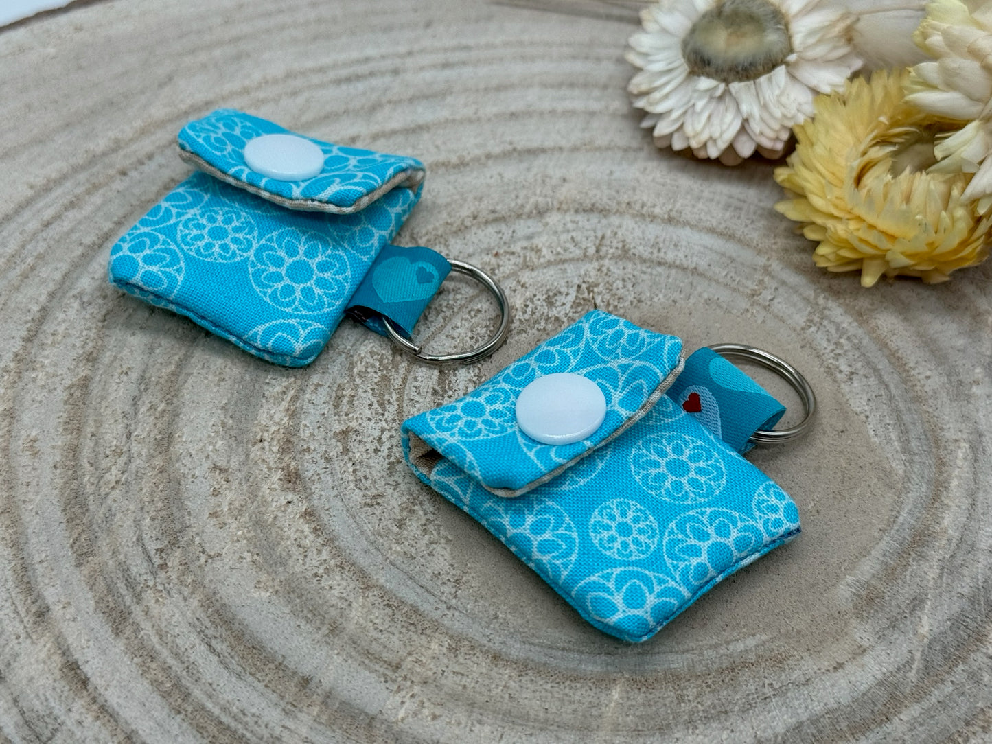 Schlüsselanhänger Mini Tasche mit Einkaufswagenchip praktische Mini Geldbörse blau mit Ornamenten