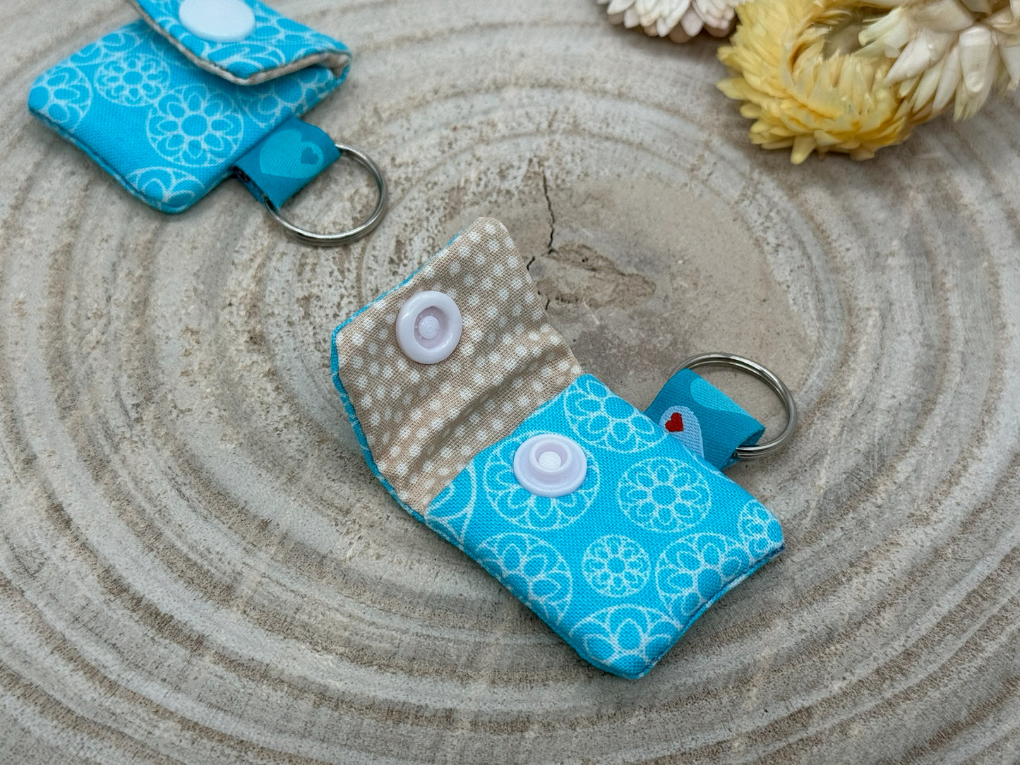 Schlüsselanhänger Mini Tasche mit Einkaufswagenchip praktische Mini Geldbörse blau mit Ornamenten