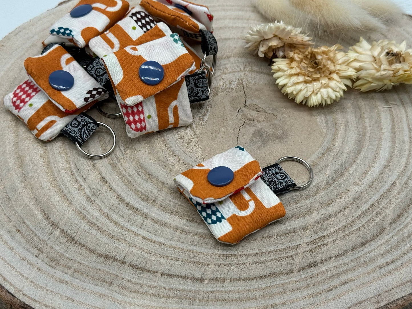 Schlüsselanhänger Mini Tasche mit Einkaufswagenchip praktische Mini Geldbörse Elefant auf braun