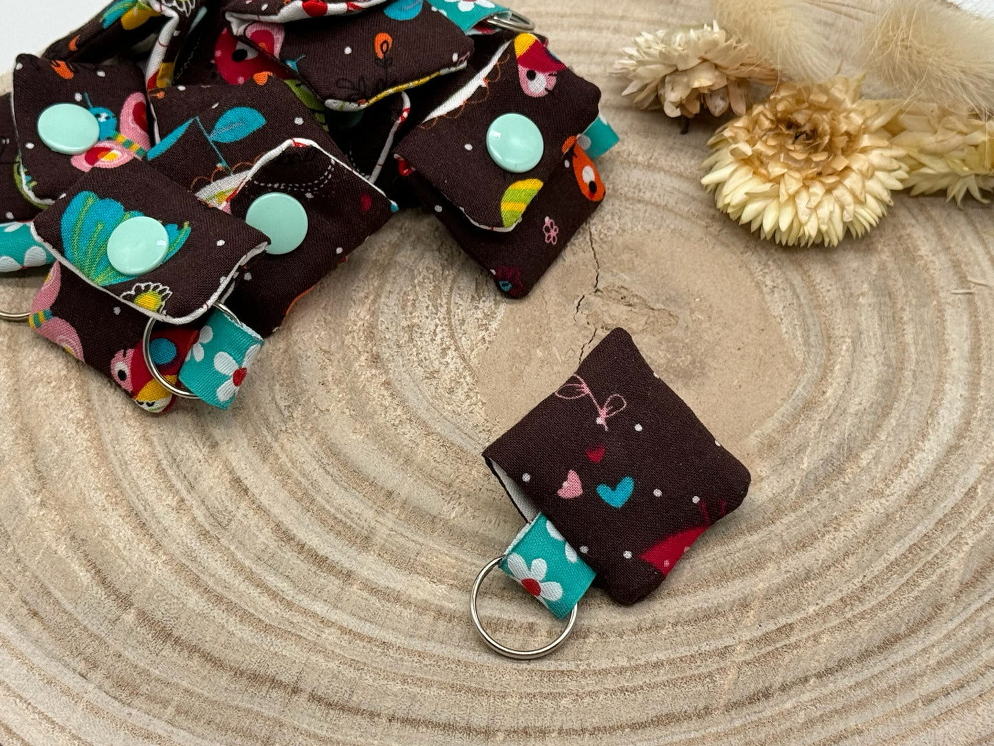 Schlüsselanhänger Mini Tasche mit Einkaufswagenchip praktische Mini Geldbörse braun mit Blumen und Tieren
