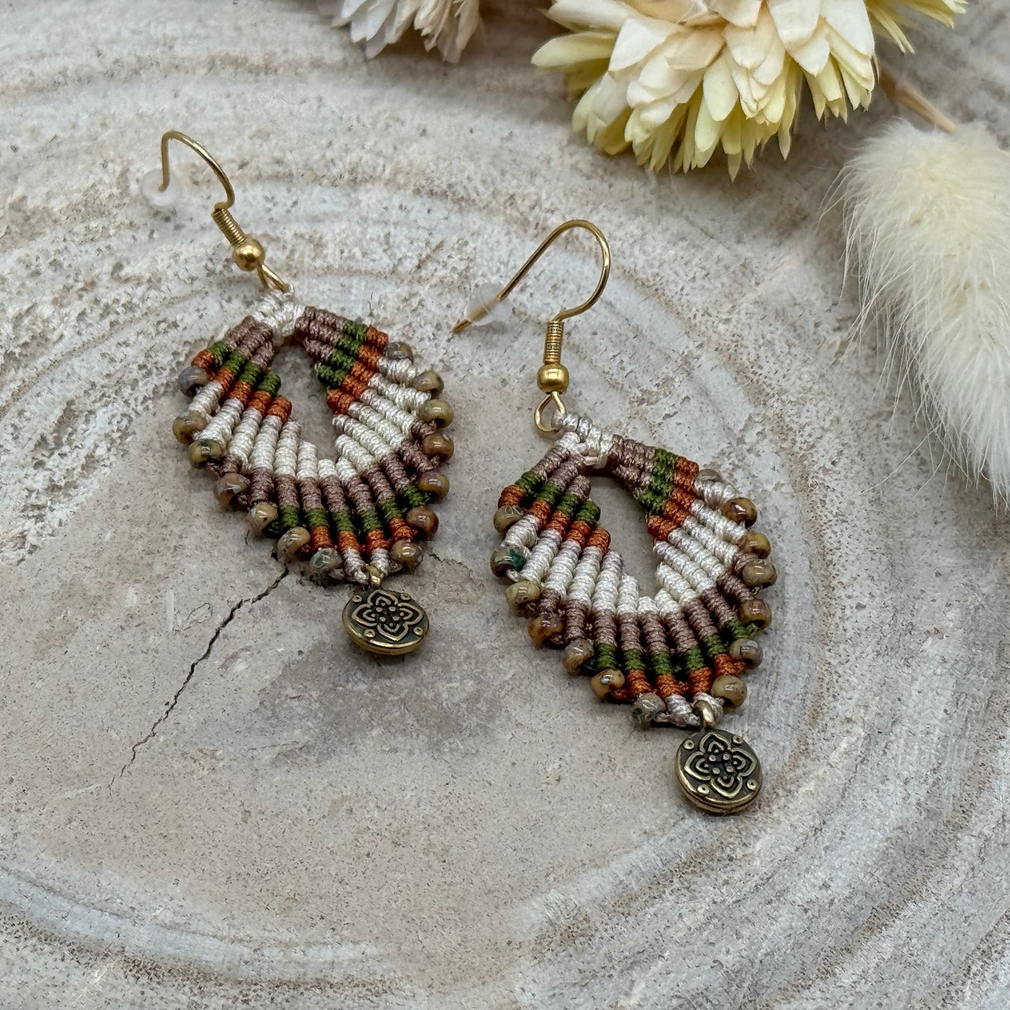 Einzigartiger Makramee Ohrhängee Ohrring Boho Hippie Schmuck India (1 Paar)