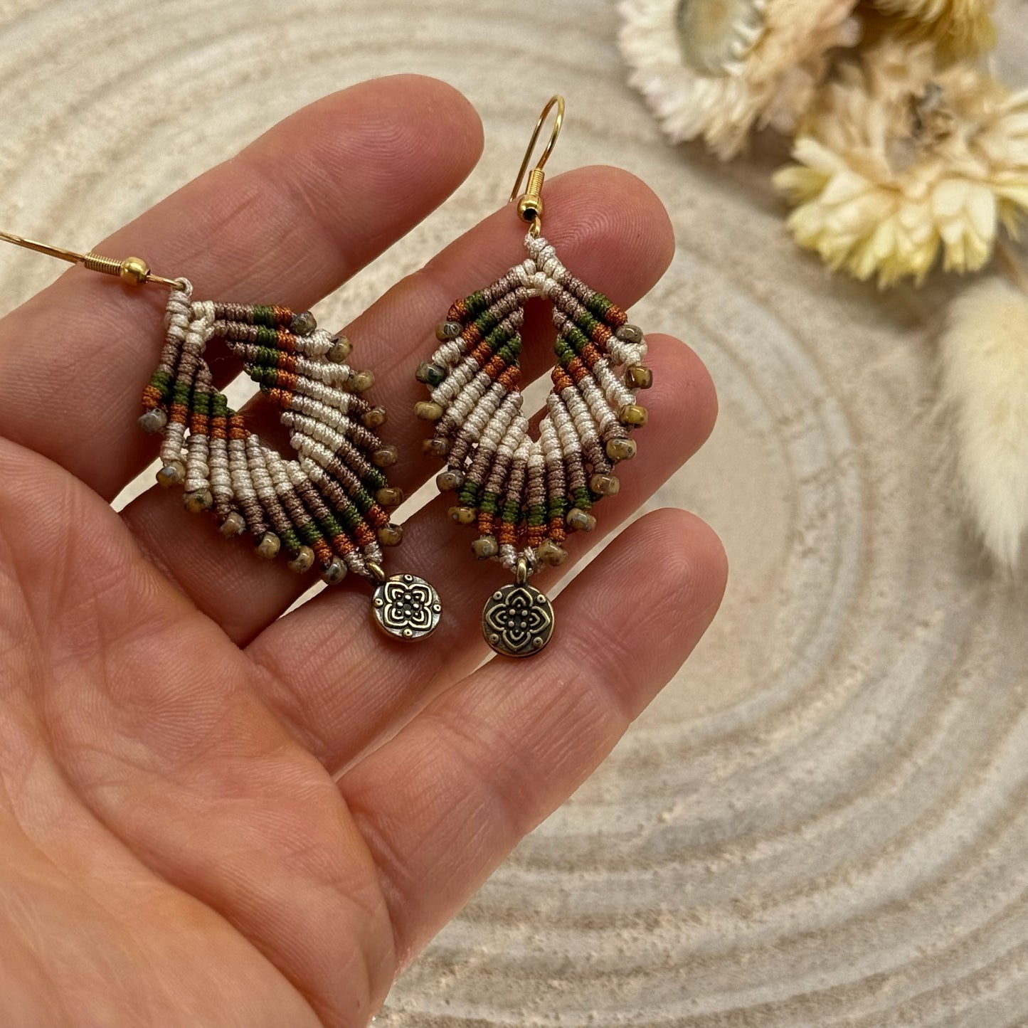 Einzigartiger Makramee Ohrhängee Ohrring Boho Hippie Schmuck India (1 Paar)