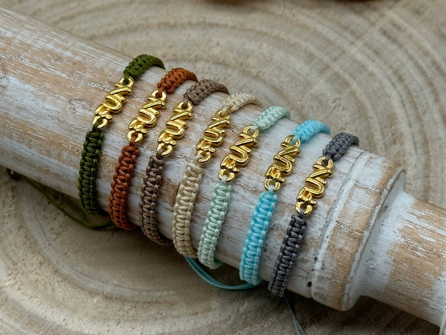 Freundschaftsarmband Makramee Armband Schmuck FUN goldfarben