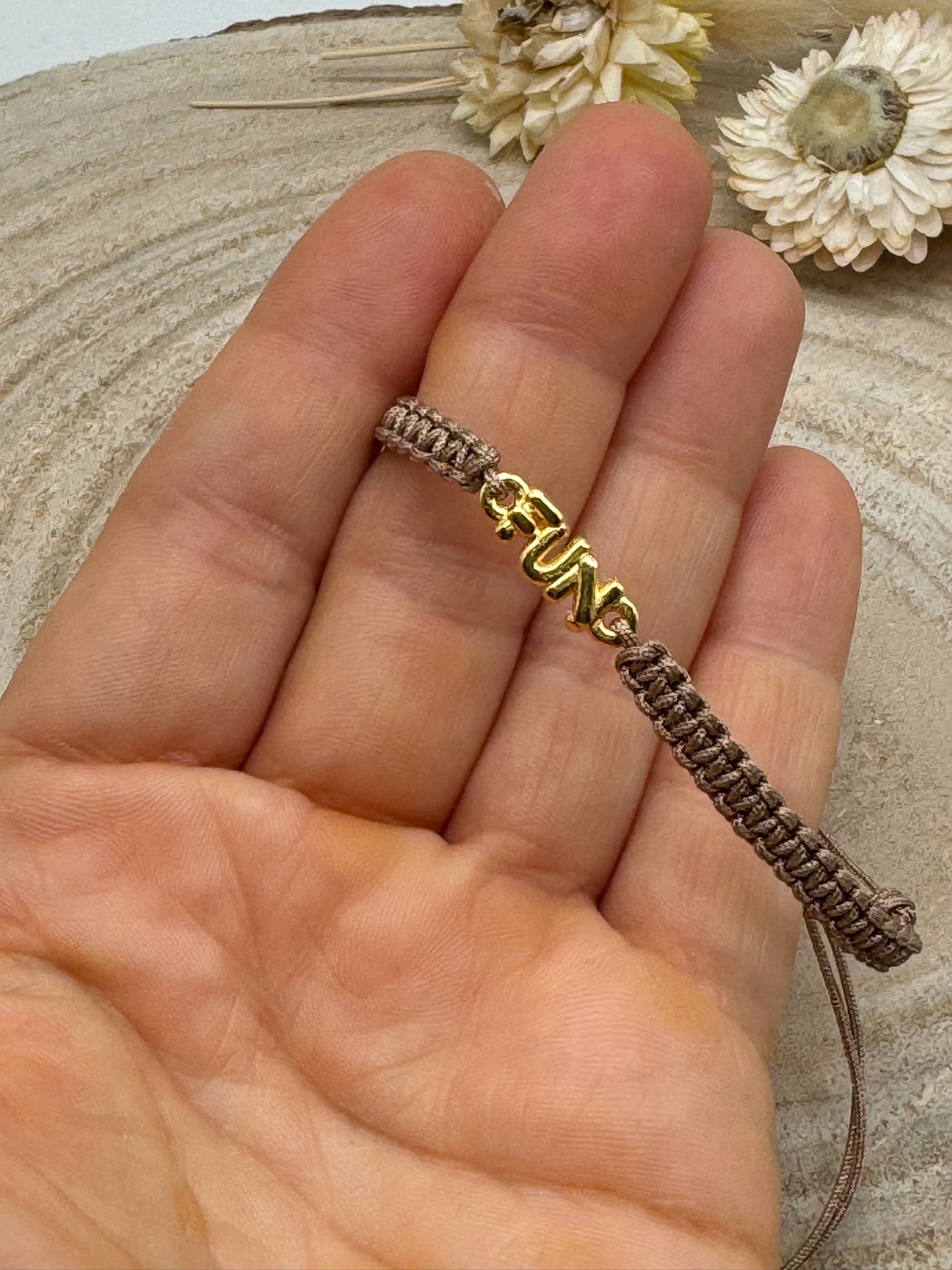 Freundschaftsarmband Makramee Armband Schmuck FUN goldfarben