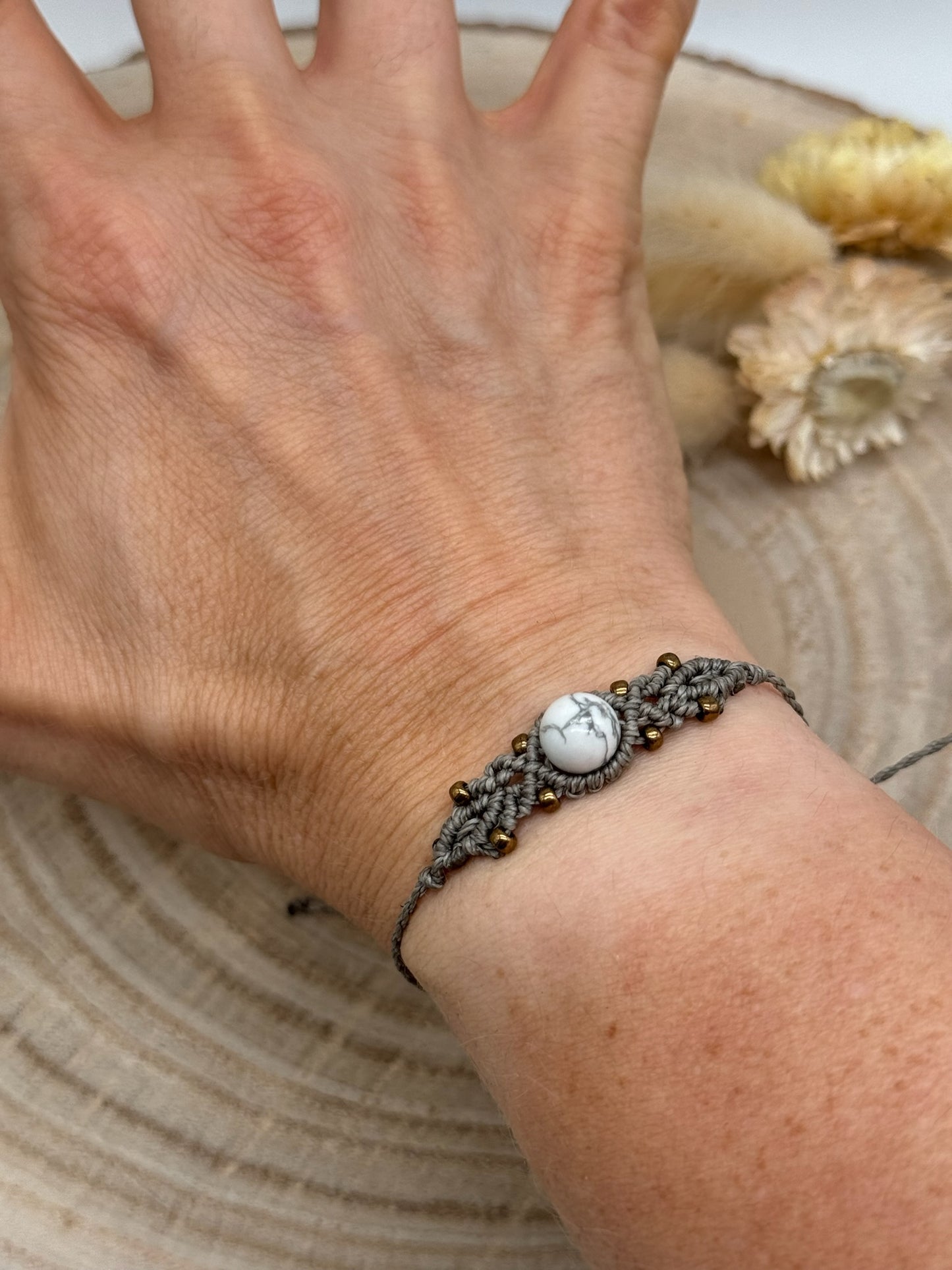 Howlith Halbedelstein Freundschaftsarmband Makrameearmband Armband Schmuck