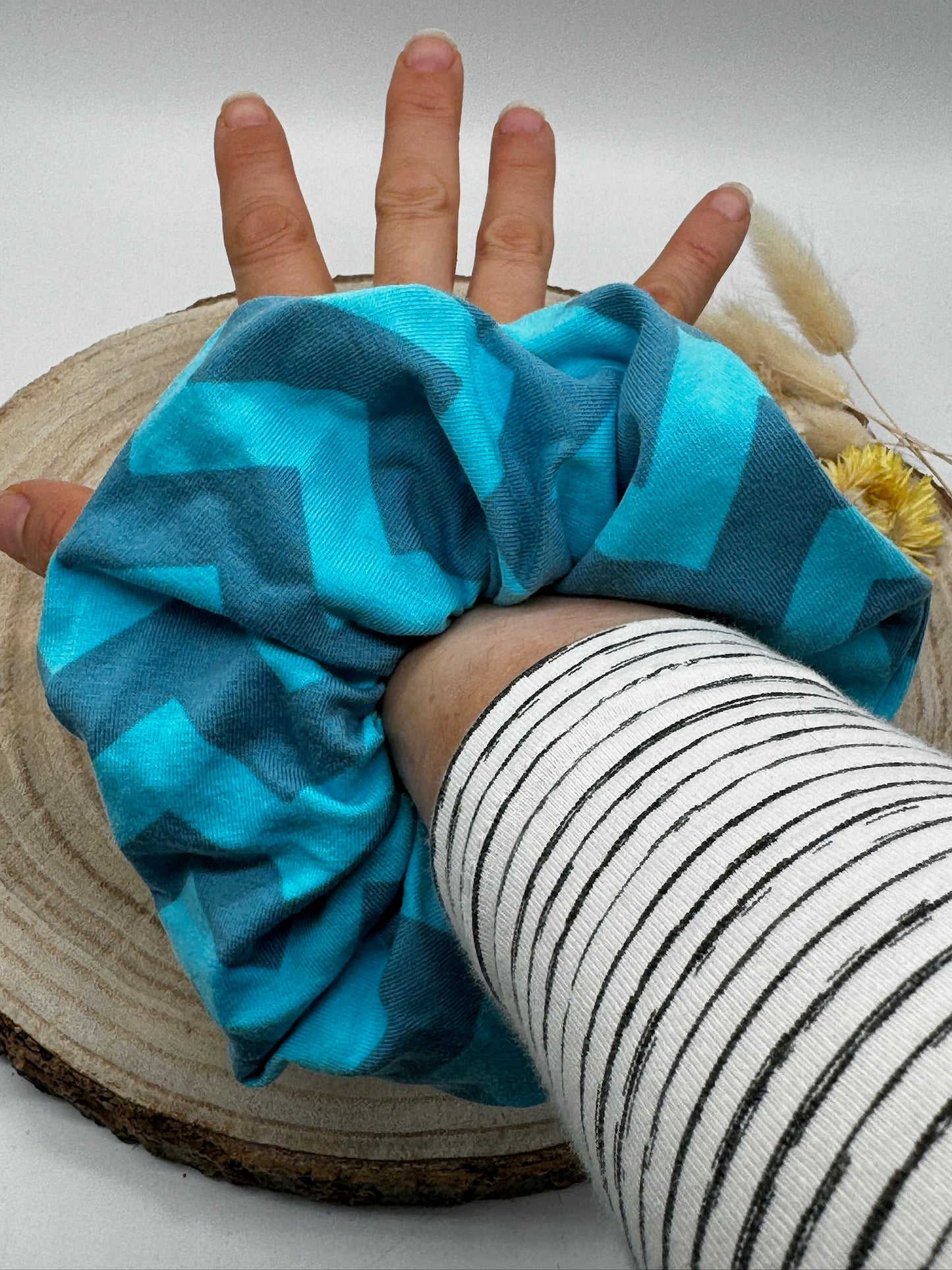 Jersey Scrunchie Haargummi blauen Zacken Muster