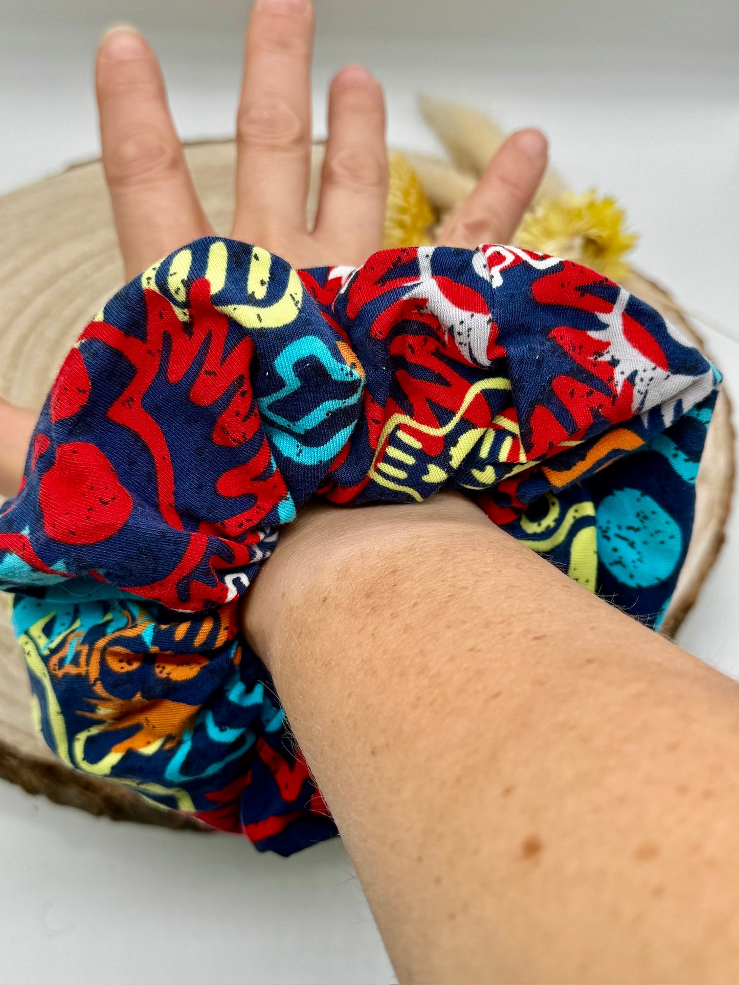 Scrunchie Haargummi Totenkopf bunt blau