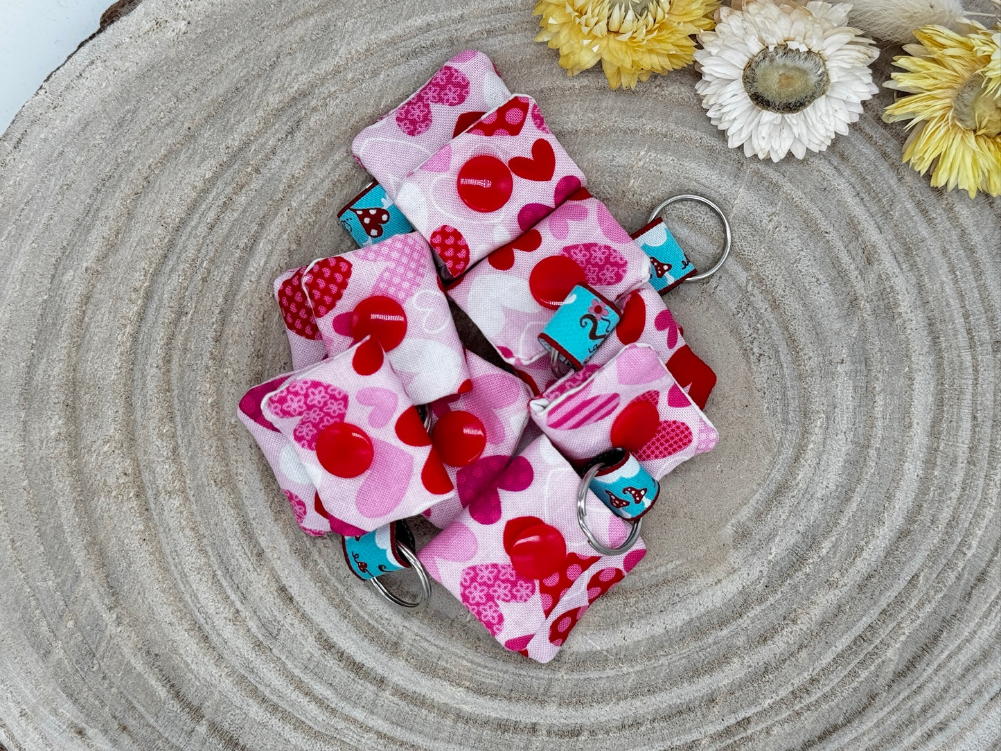 Schlüsselanhänger Mini Tasche rosa mit Herzen