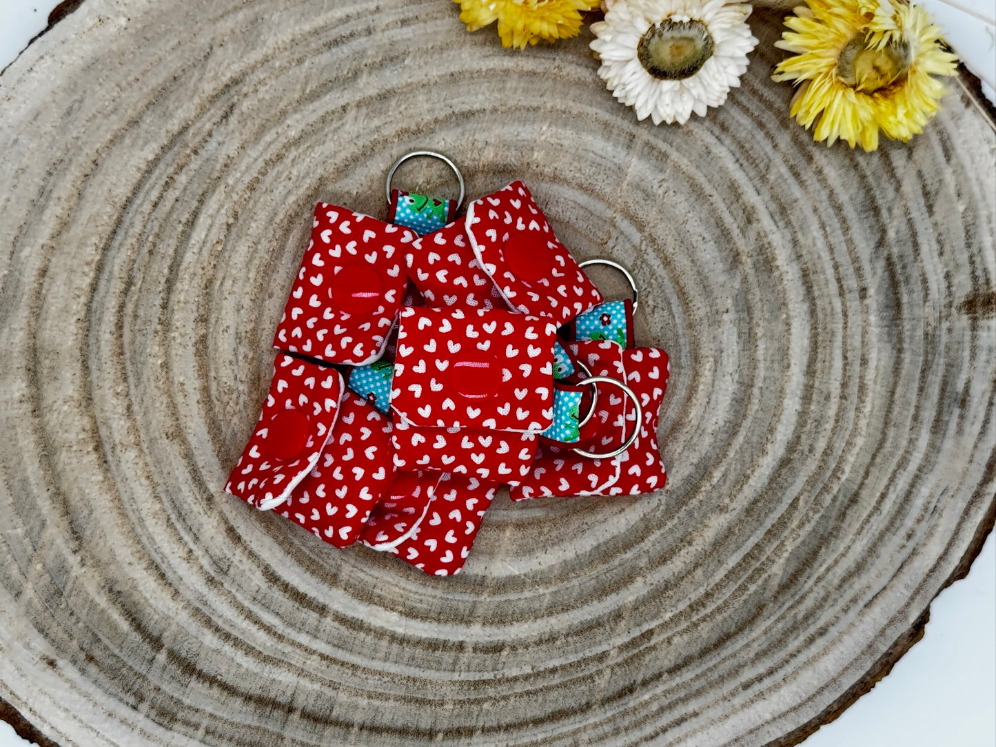 Schlüsselanhänger Mini Tasche rot mit Herzen