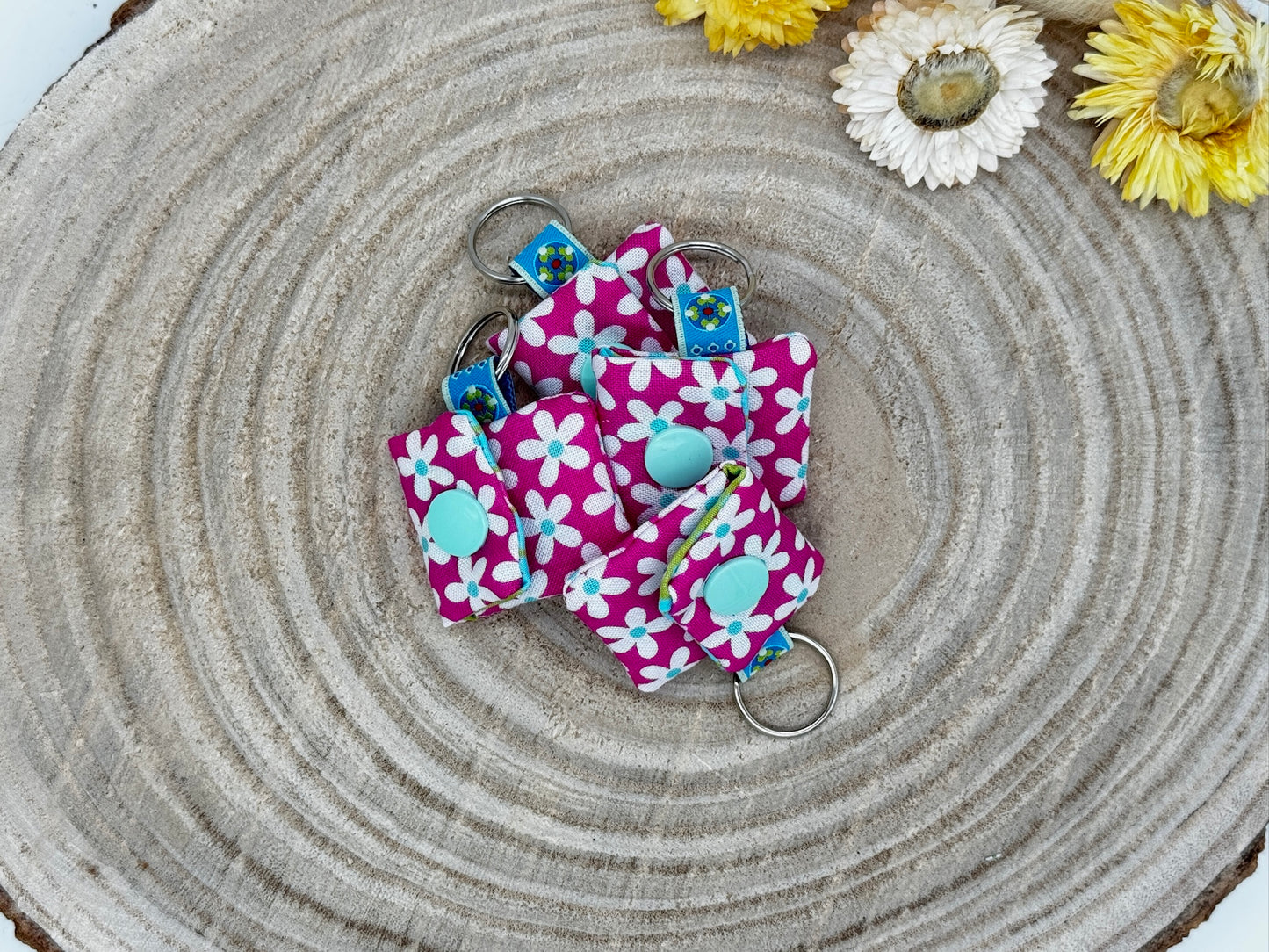 Schlüsselanhänger Mini Tasche rosa mit Blumen