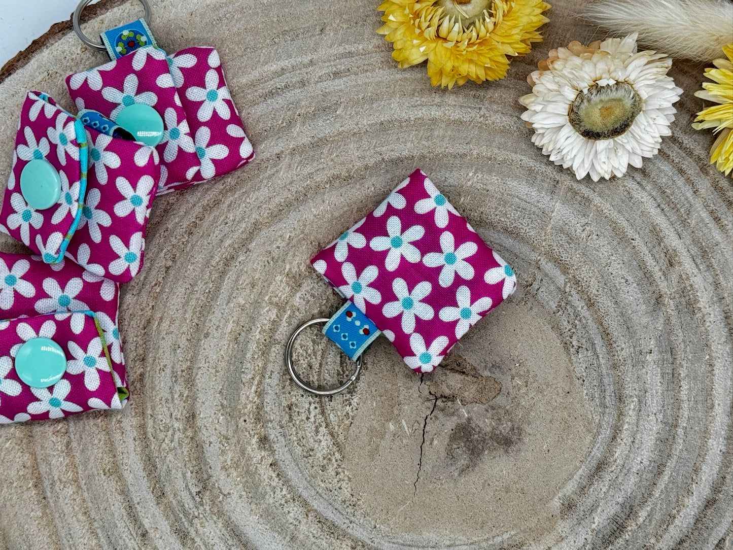 Schlüsselanhänger Mini Tasche rosa mit Blumen