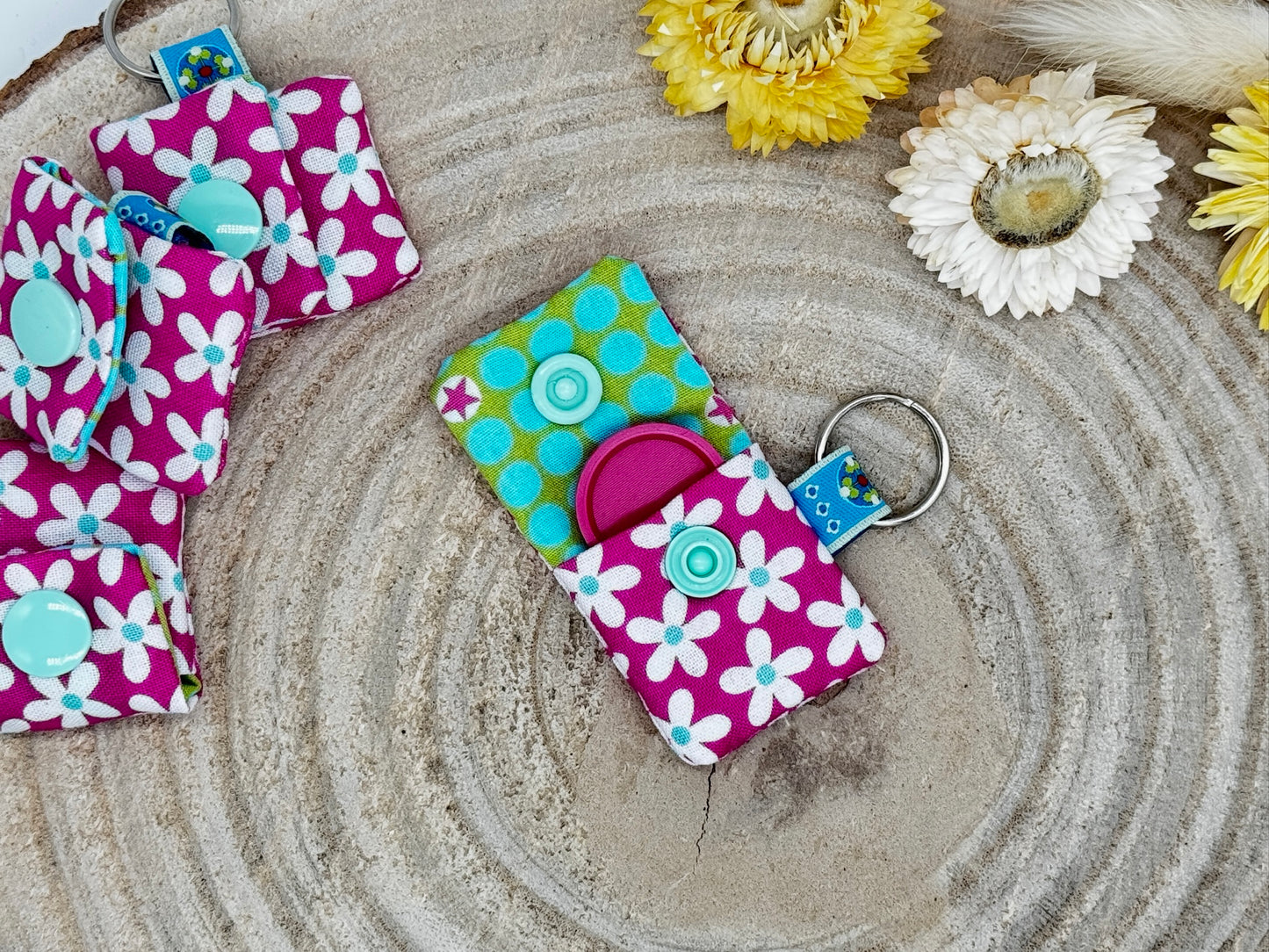 Schlüsselanhänger Mini Tasche rosa mit Blumen
