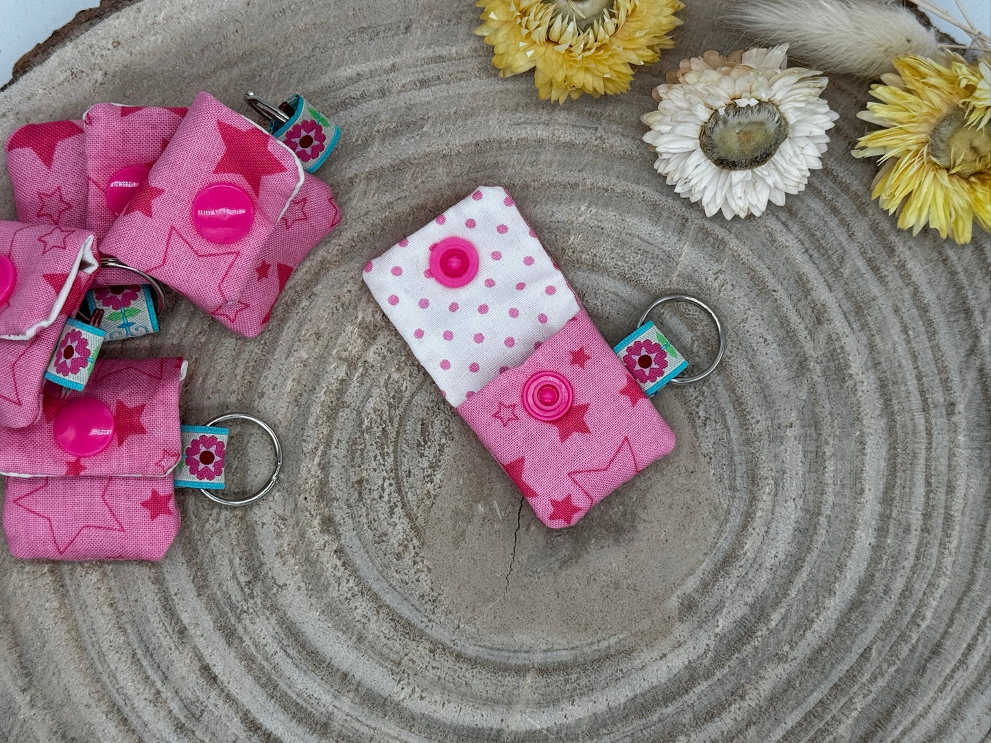 Schlüsselanhänger Mini Tasche rosa mit Sternen
