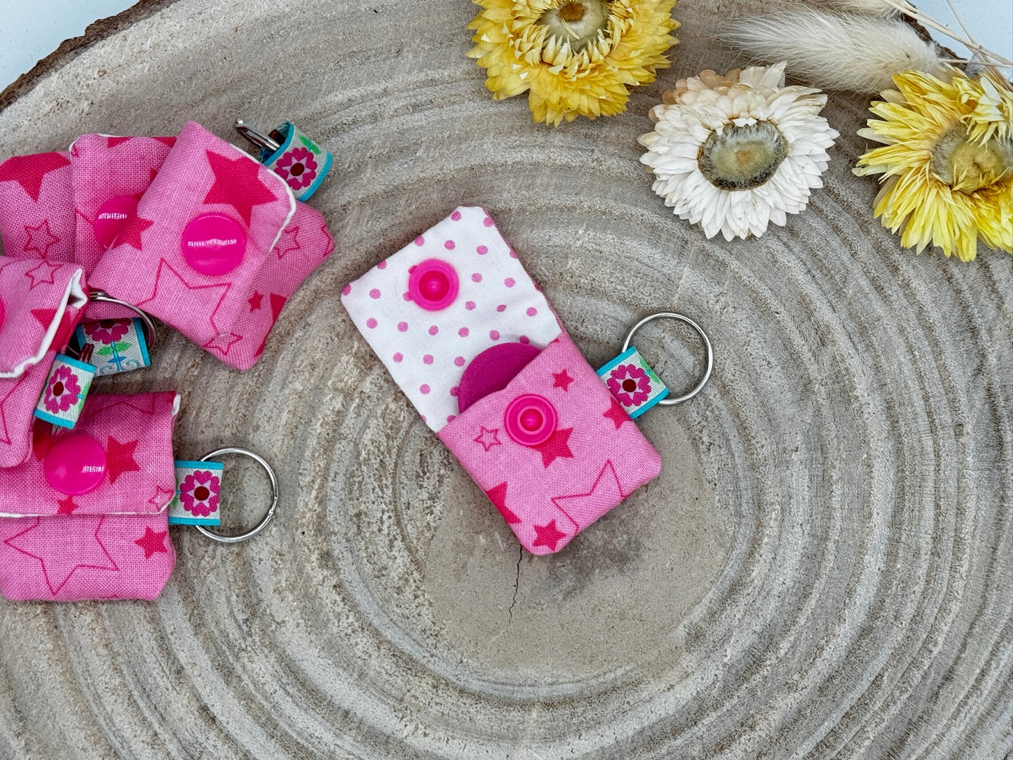 Schlüsselanhänger Mini Tasche rosa mit Sternen