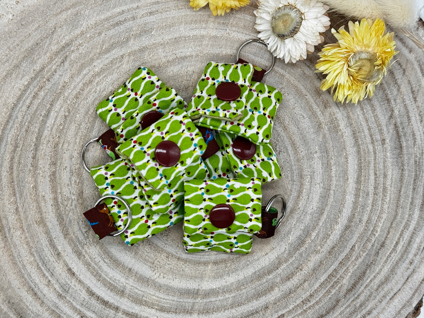 Schlüsselanhänger Mini Tasche beige mit Birnen