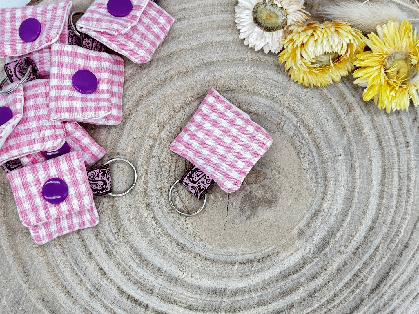 Schlüsselanhänger Mini Tasche rosa karriert