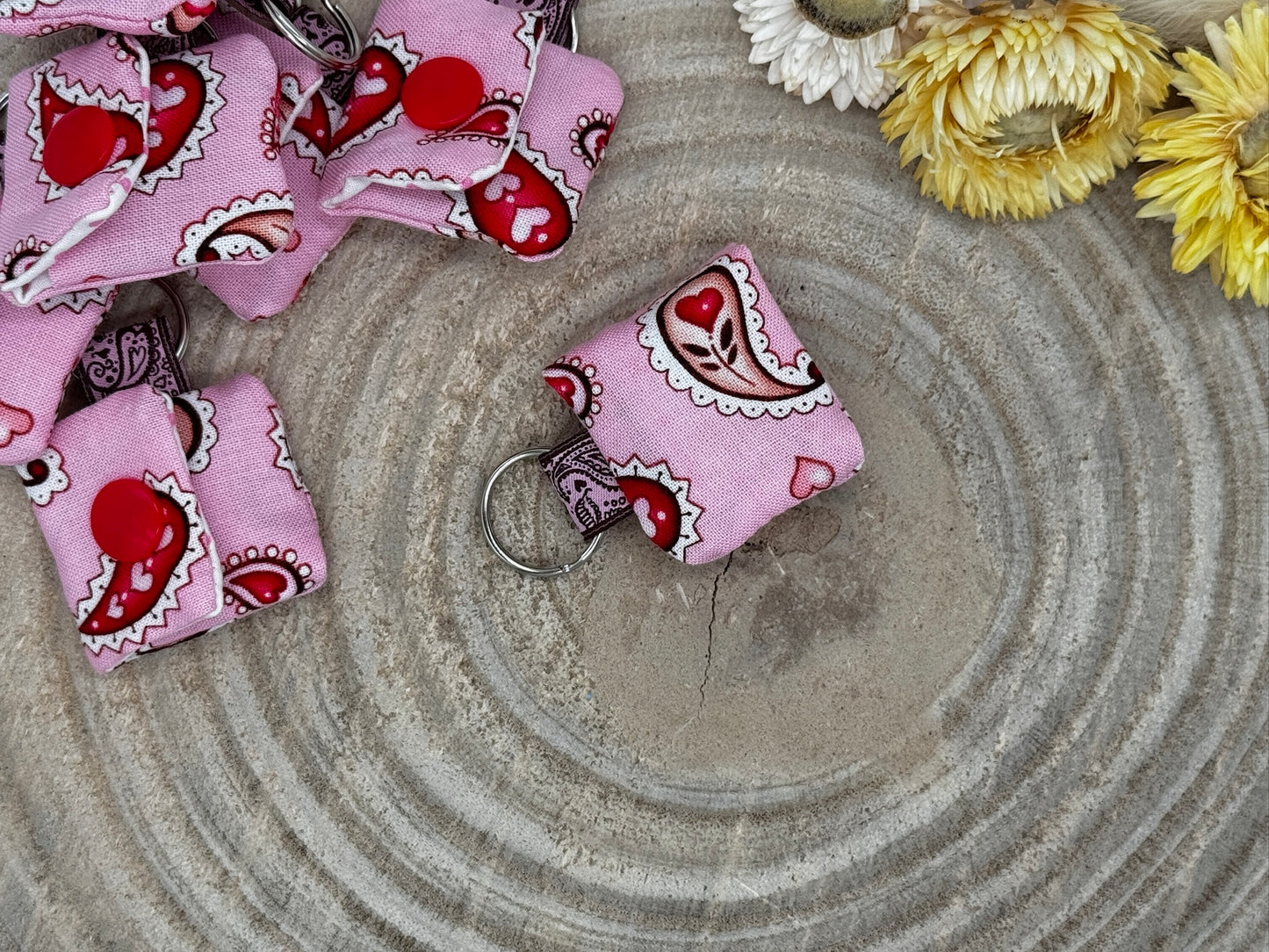 Schlüsselanhänger Mini Tasche rosa mit Paisley