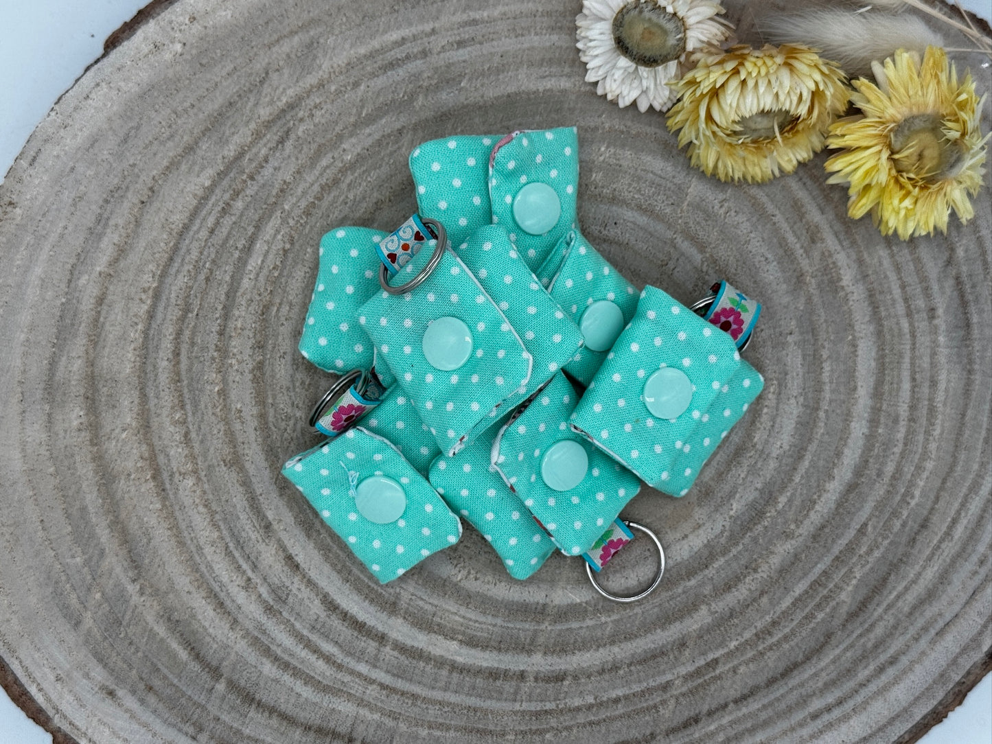Schlüsselanhänger Mini Tasche mint mit Punkte