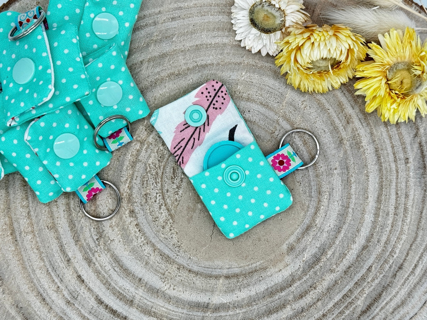 Schlüsselanhänger Mini Tasche mint mit Punkte