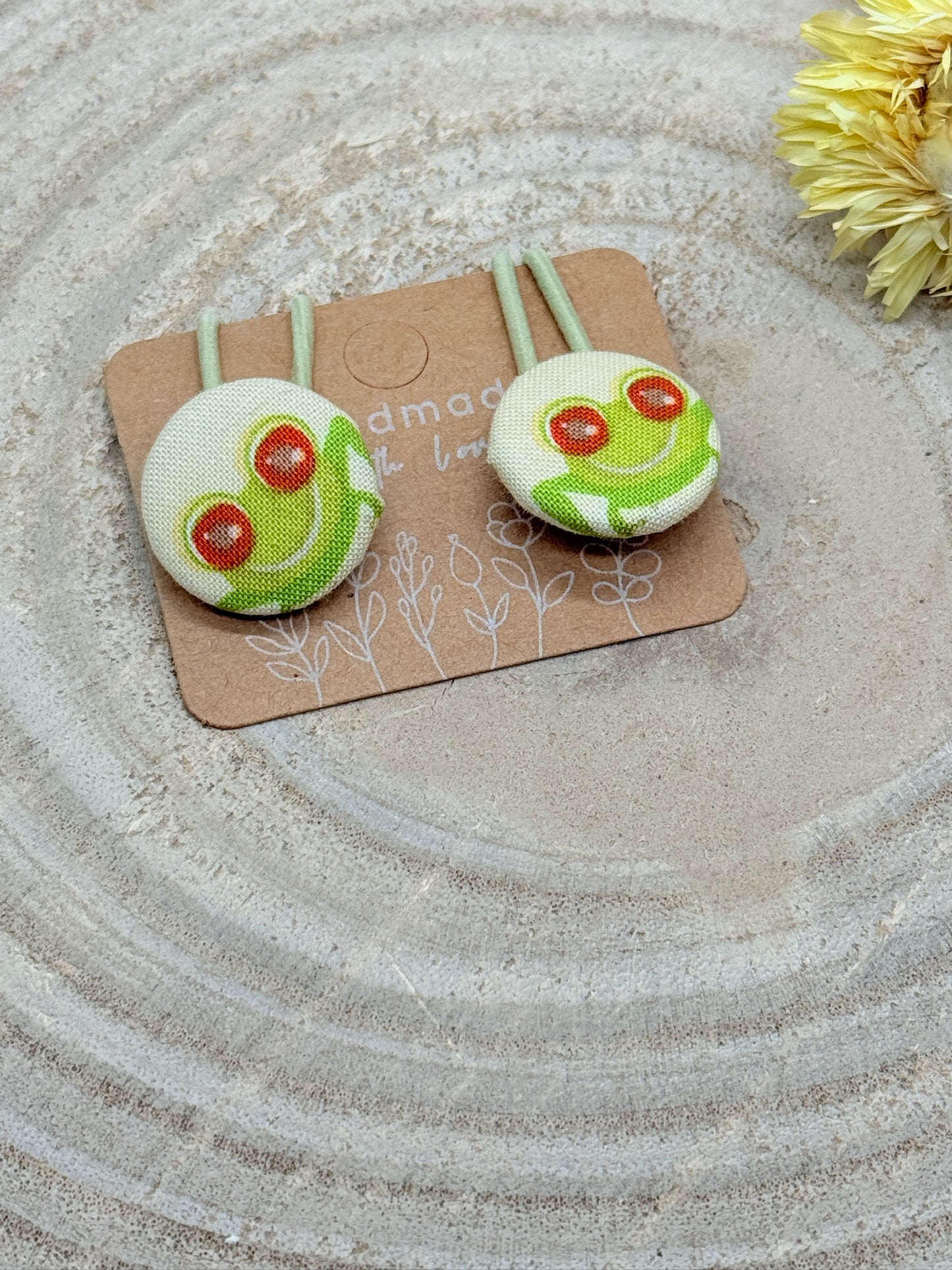 Retro Knopf Haargummi Frosch grün