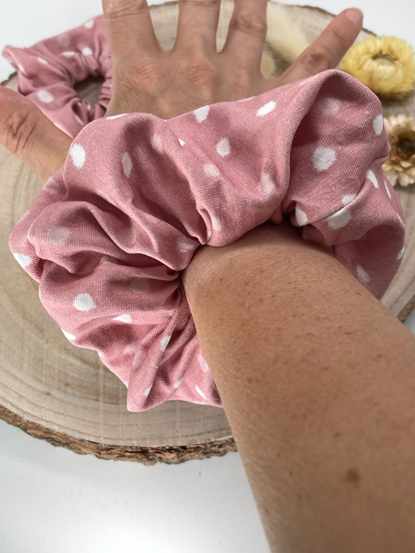 Jersey Scrunchie Haargummi Punkte rosa