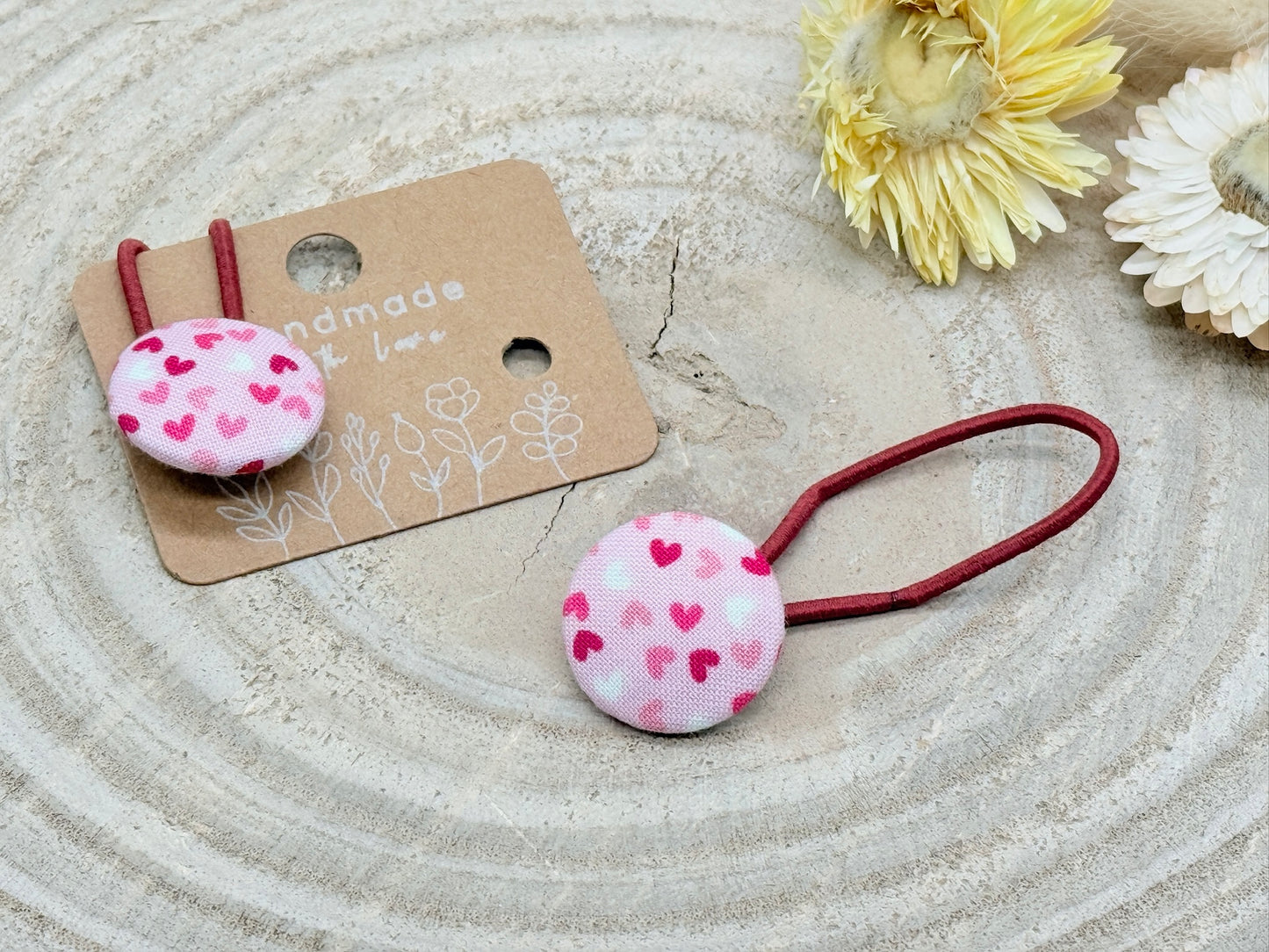 Retro Knopf Haargummi Herzen rosa